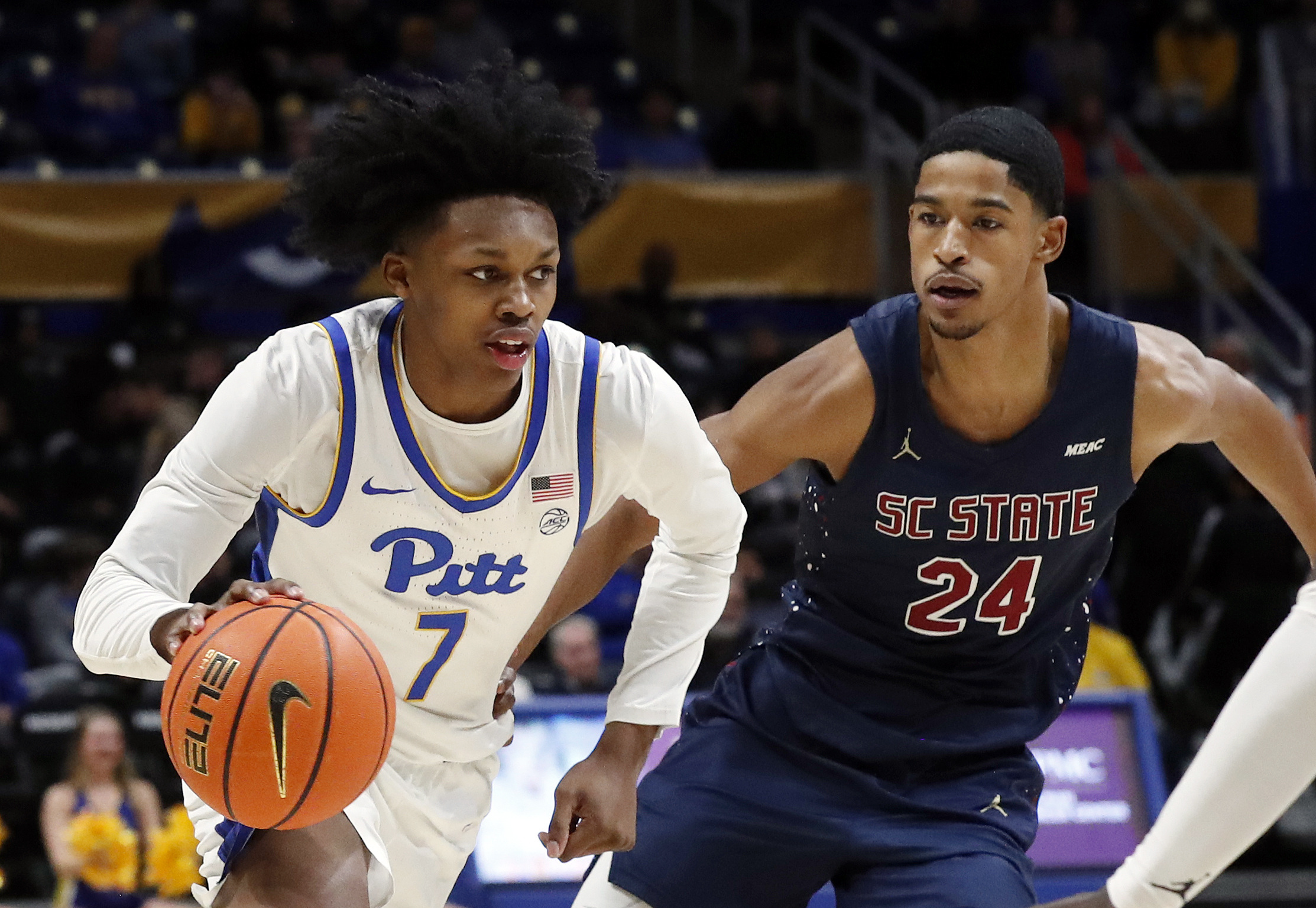 Pitt pulls away to blow out South Carolina State | Reuters