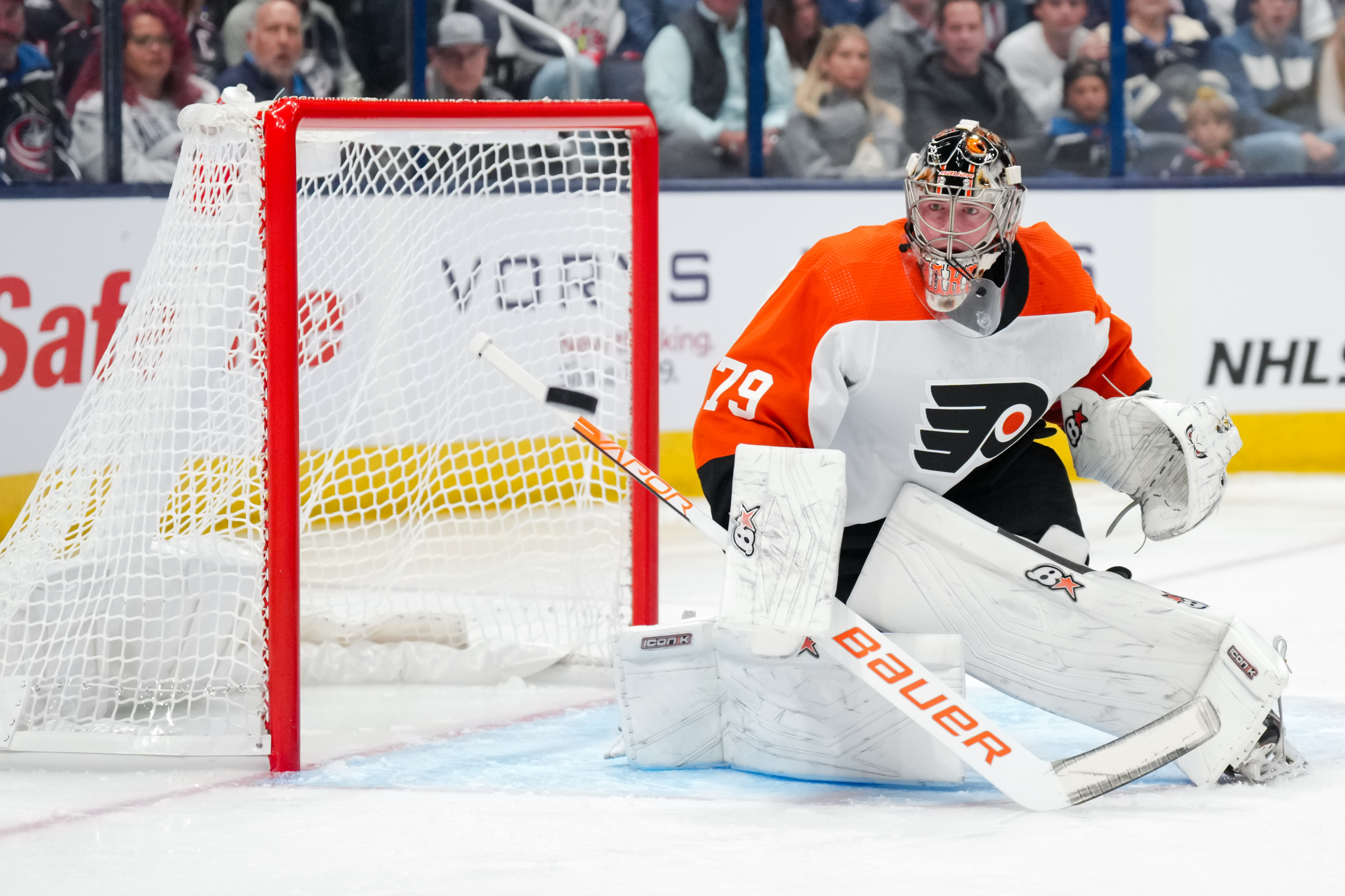 Travis Konecny scores twice as Flyers top Jackets in opener - The Rink Live