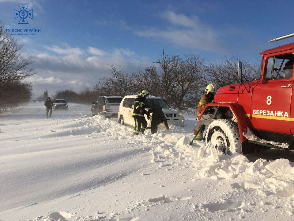 Ten People Die In Ukraine Snowstorms | Reuters