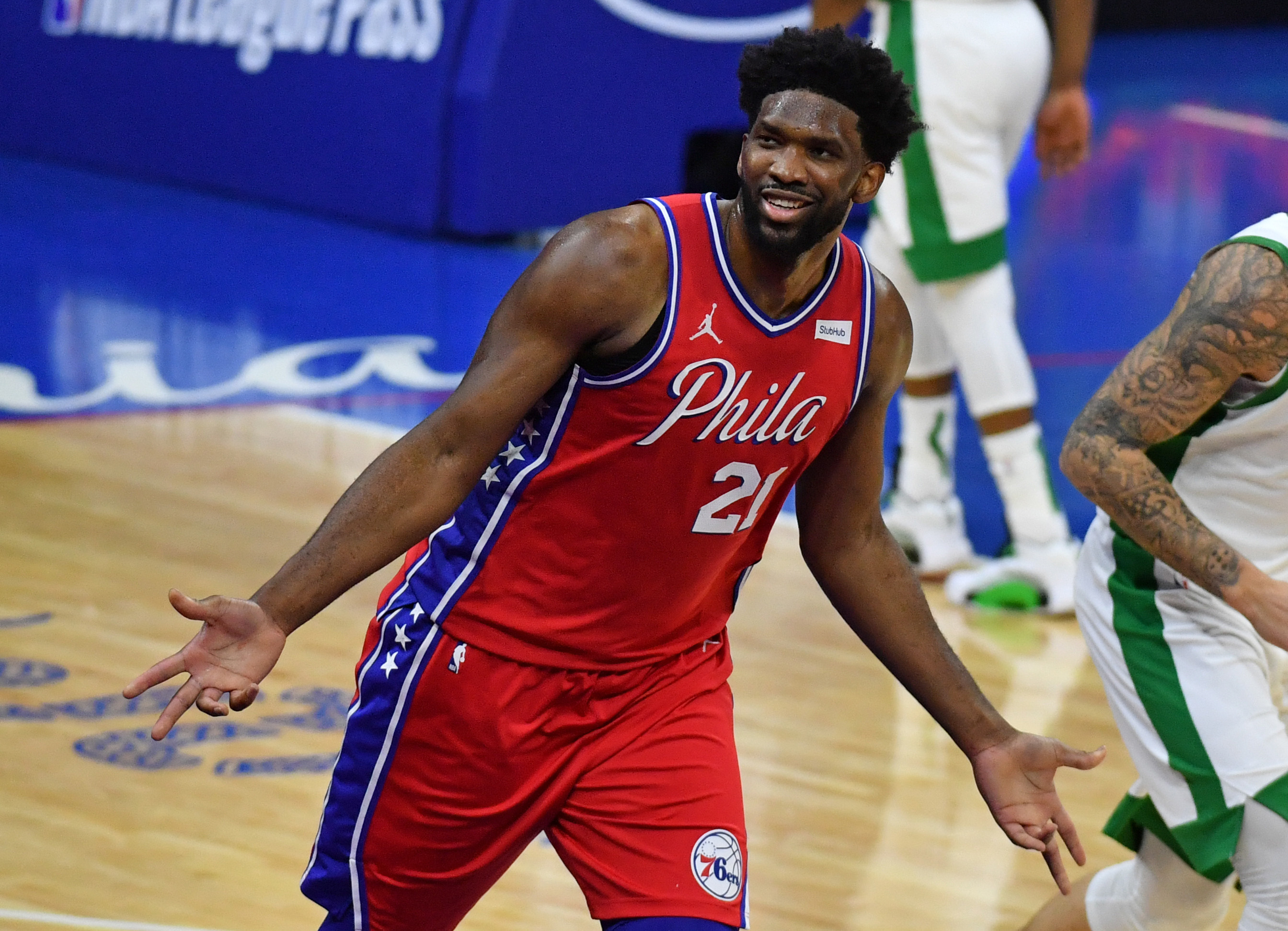 Embiid Carrying 76ers Into Matchup With Pacers Reuters