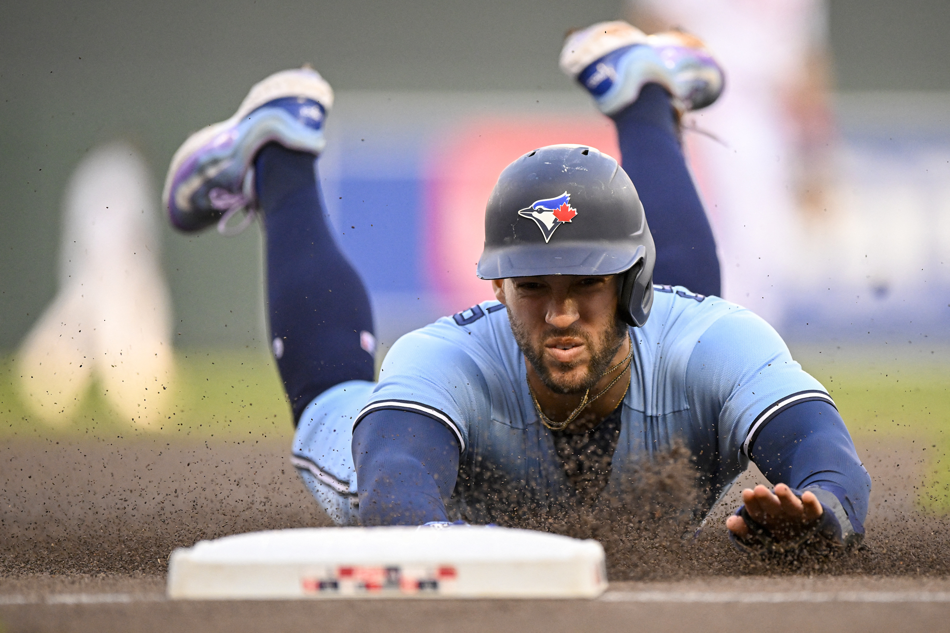 George Springer's two homers lift Blue Jays past Astros 2-1 - The