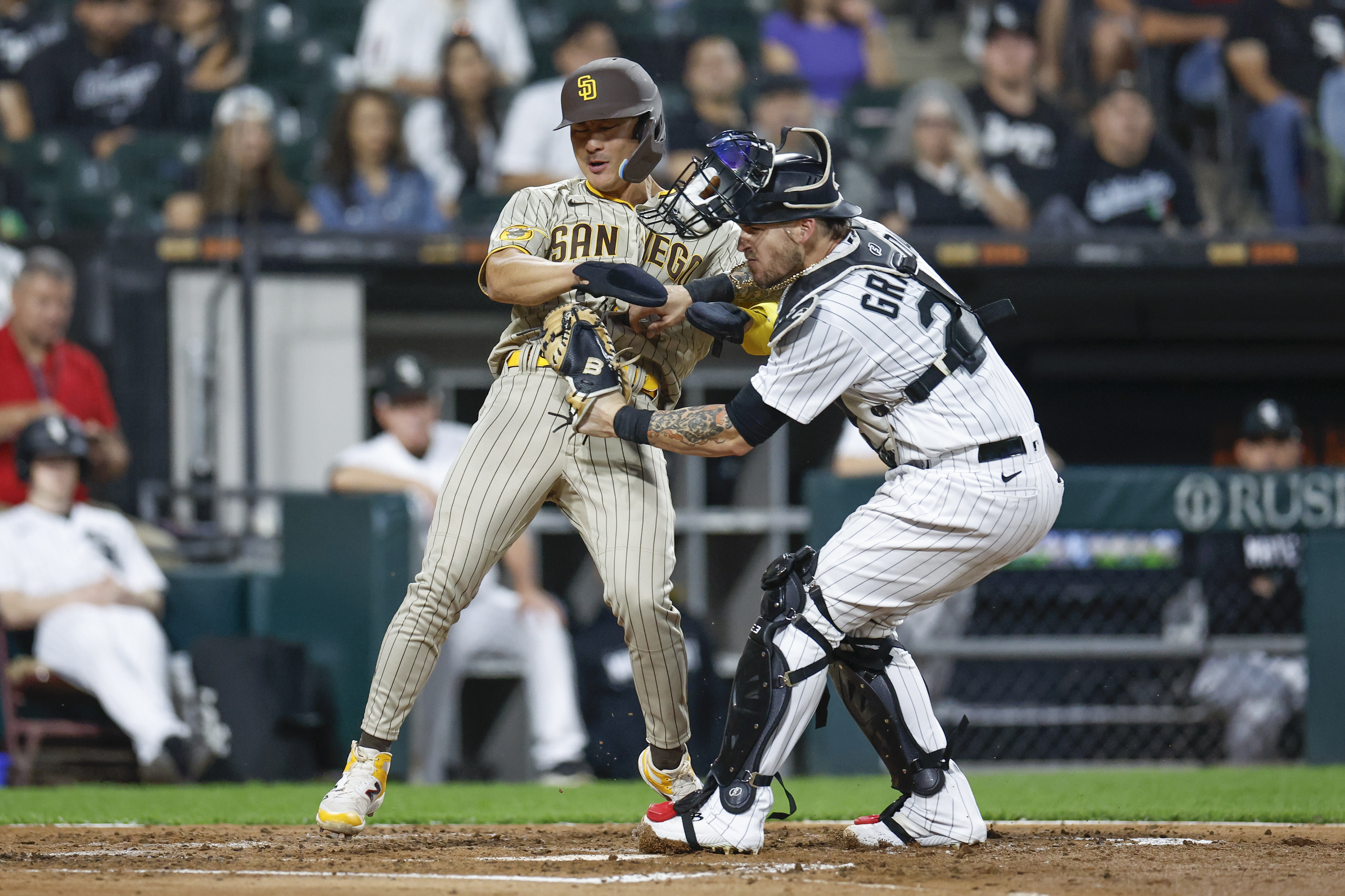 Michael Wacha throws seven shutout innings as Padres top White Sox