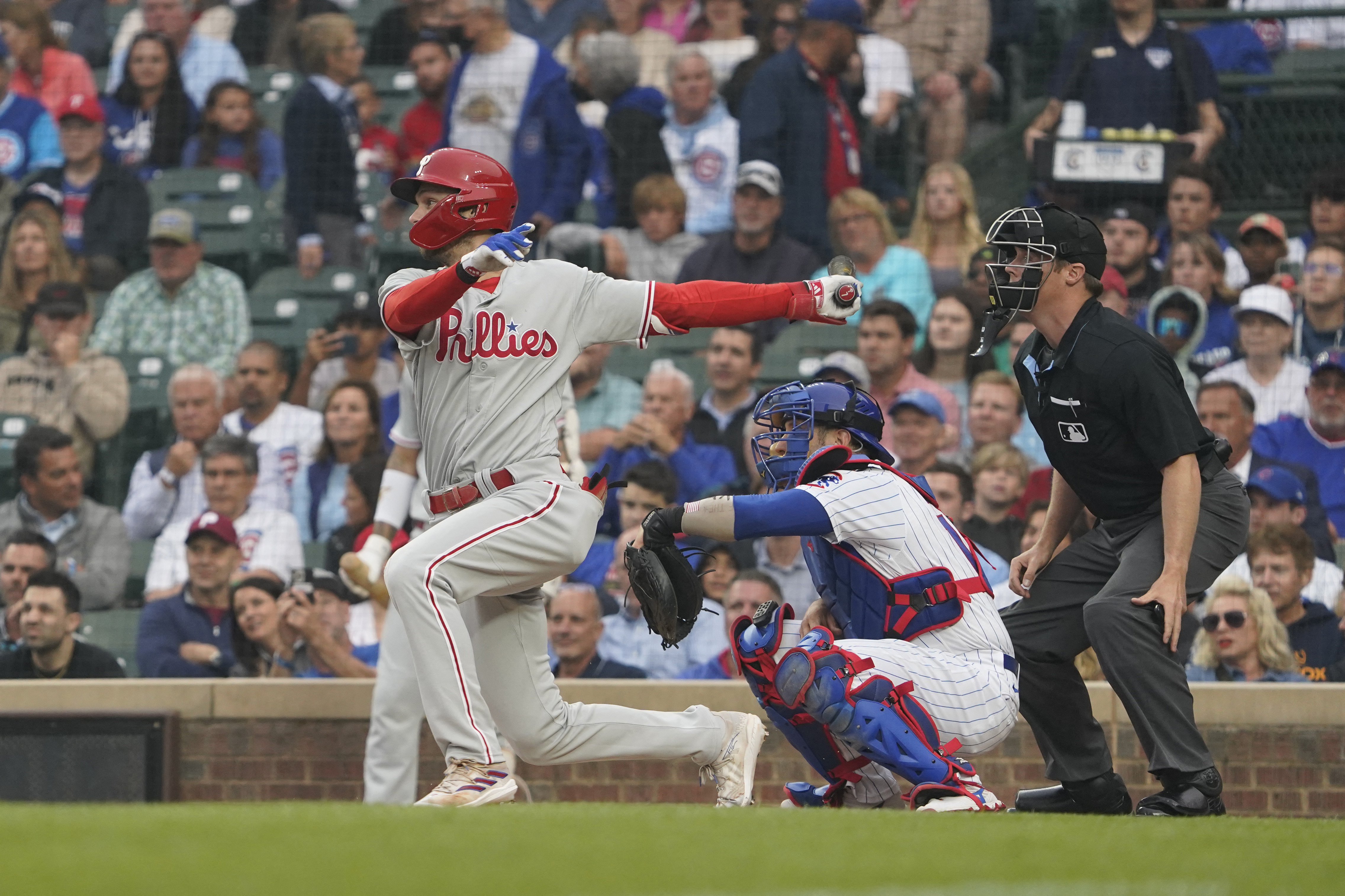 Ranger Suarez, Phillies shut down Cubs