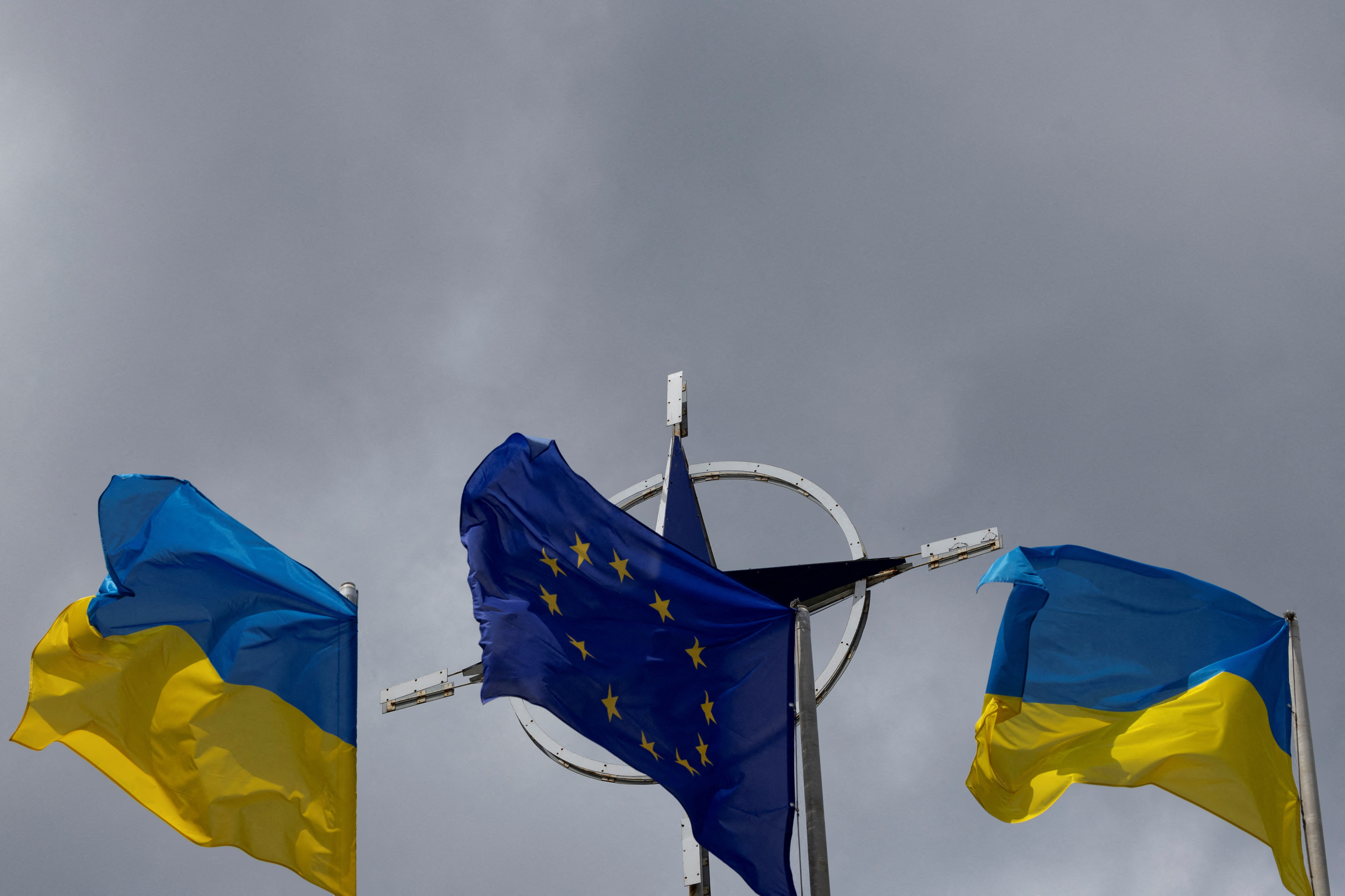 EU deal for Ukraine 'difficult' despite move by Hungary -official | Reuters