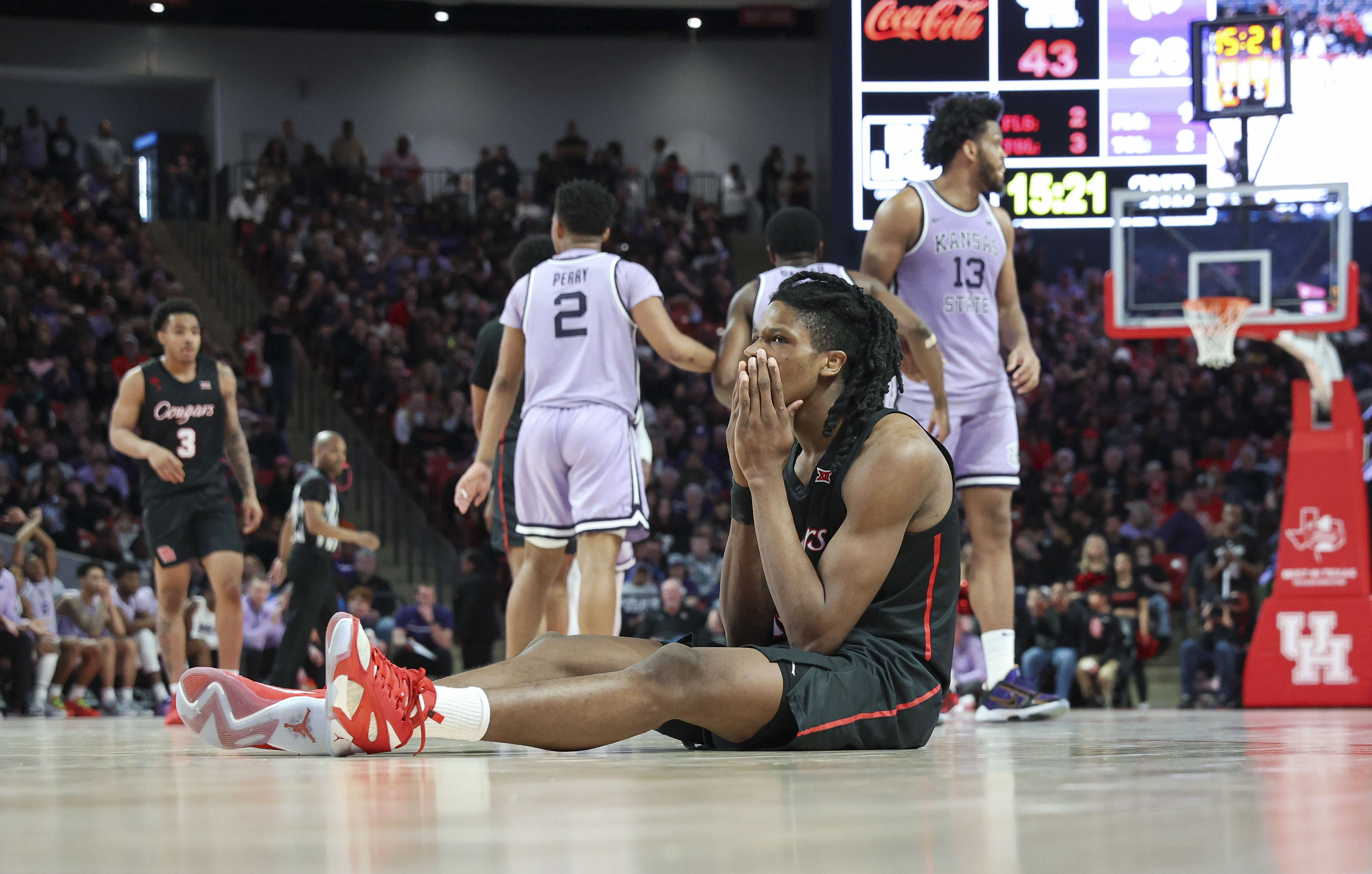 No. 4 Houston Overwhelms Kansas State Despite Subpar Shooting | Reuters