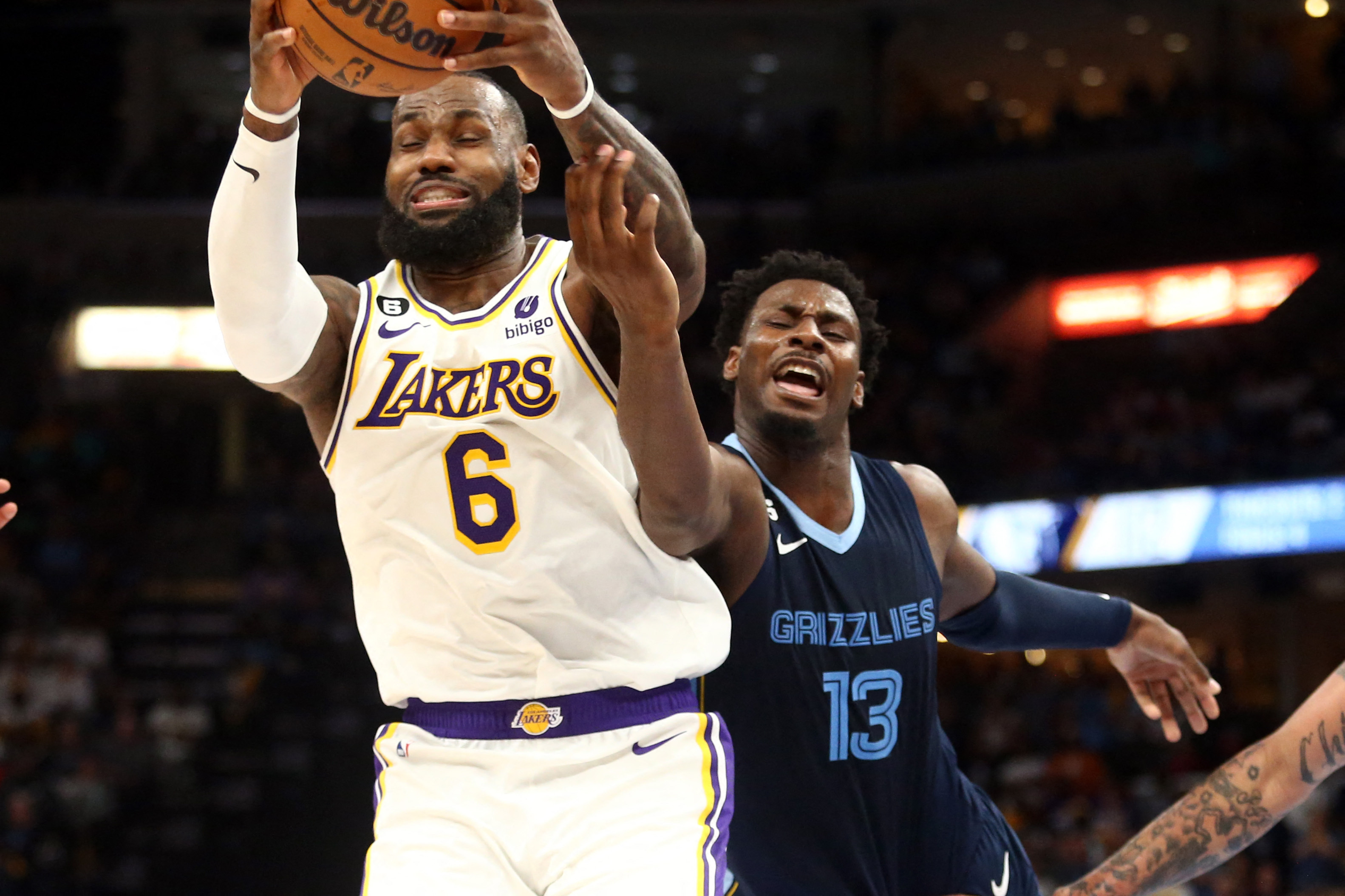 Lakers push past Grizzlies in Game 1 after Ja Morant's late exit | Reuters