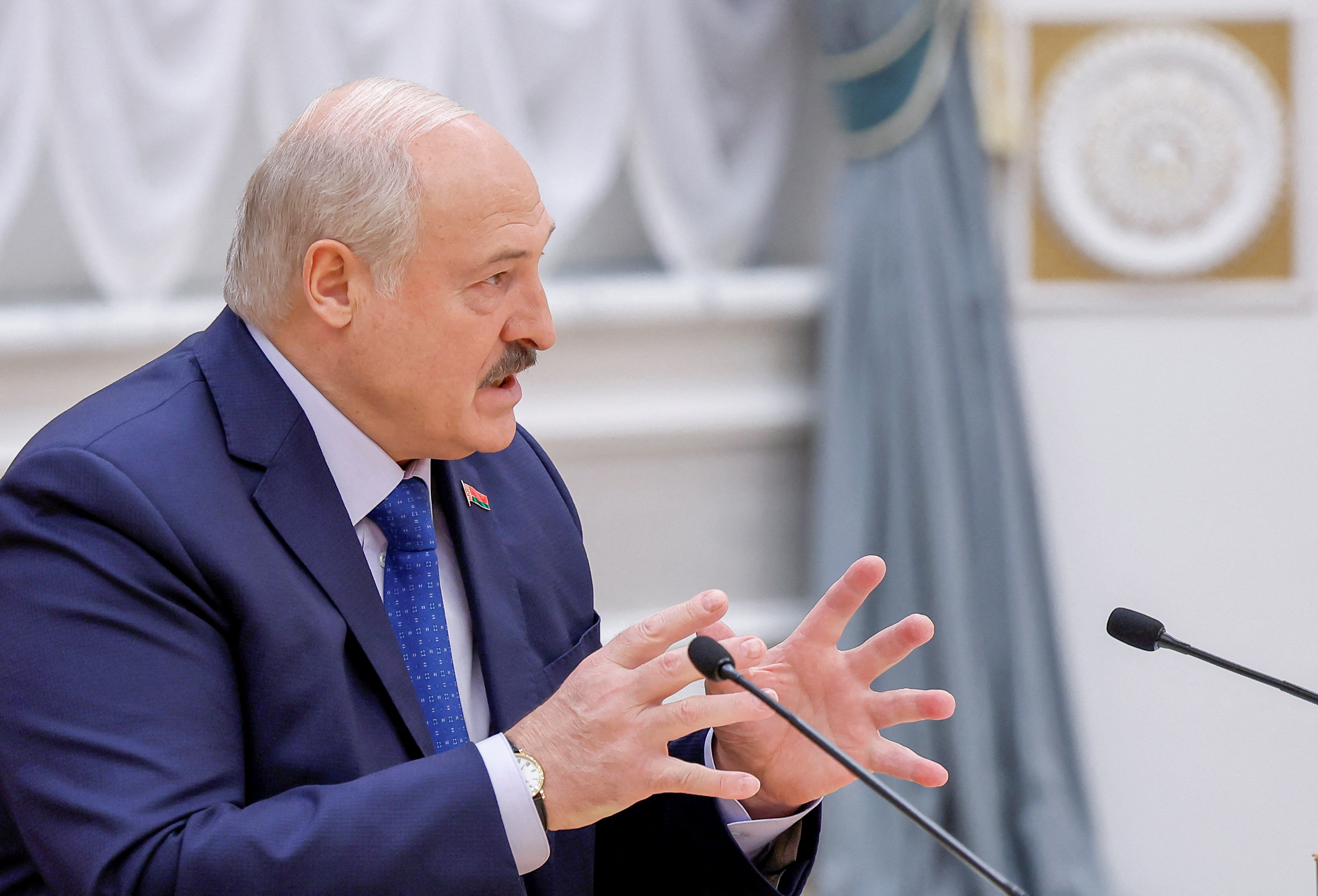 Lukashenko Says Zelenskiy Halted Direct Contacts Between Ukraine And   5J74JFIBGRNJBCL62DDFG5BGJA 