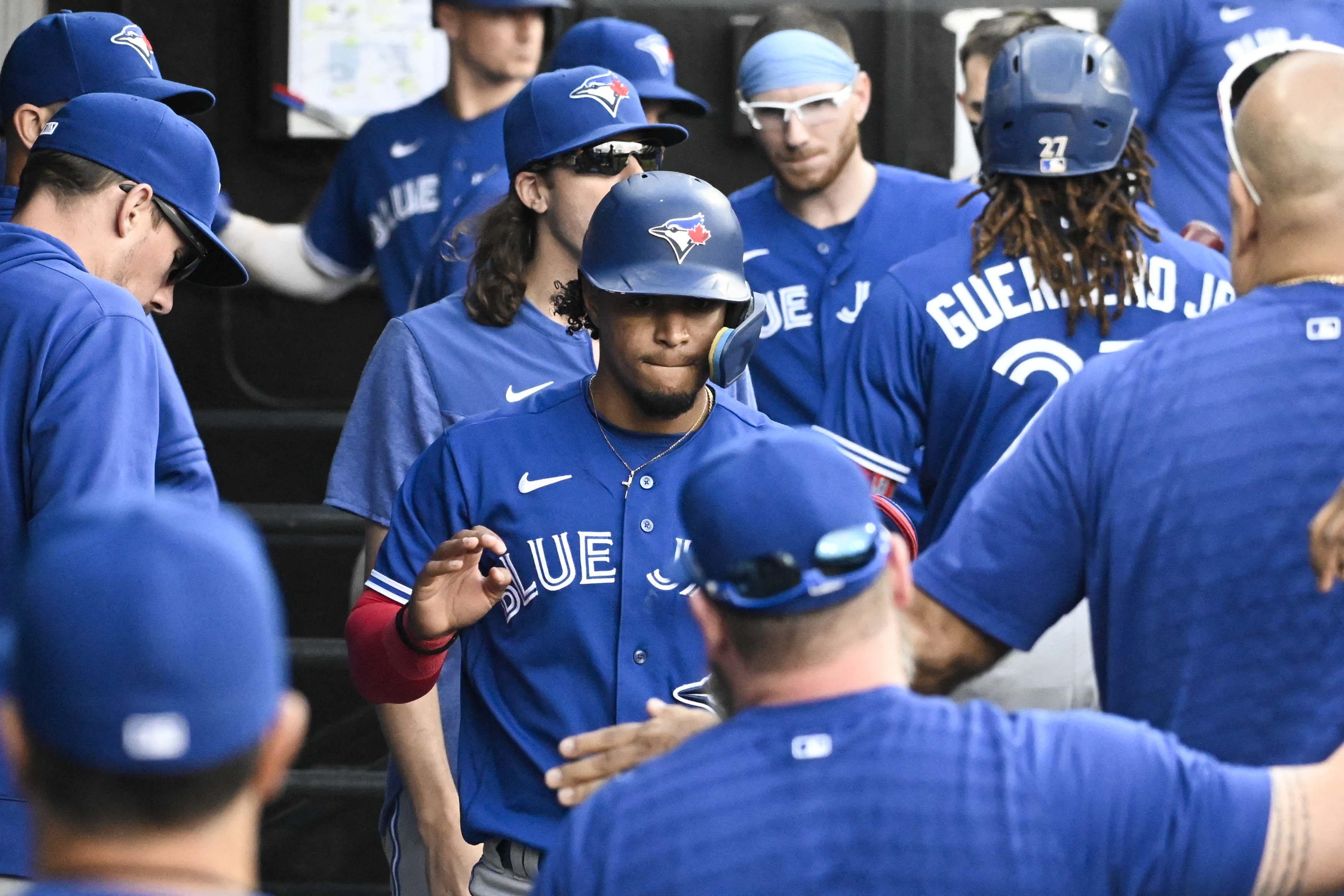 Whit Merrifield helps Toronto Blue Jays beat Chicago White Sox 5-4 for  doubleheader sweep - The San Diego Union-Tribune