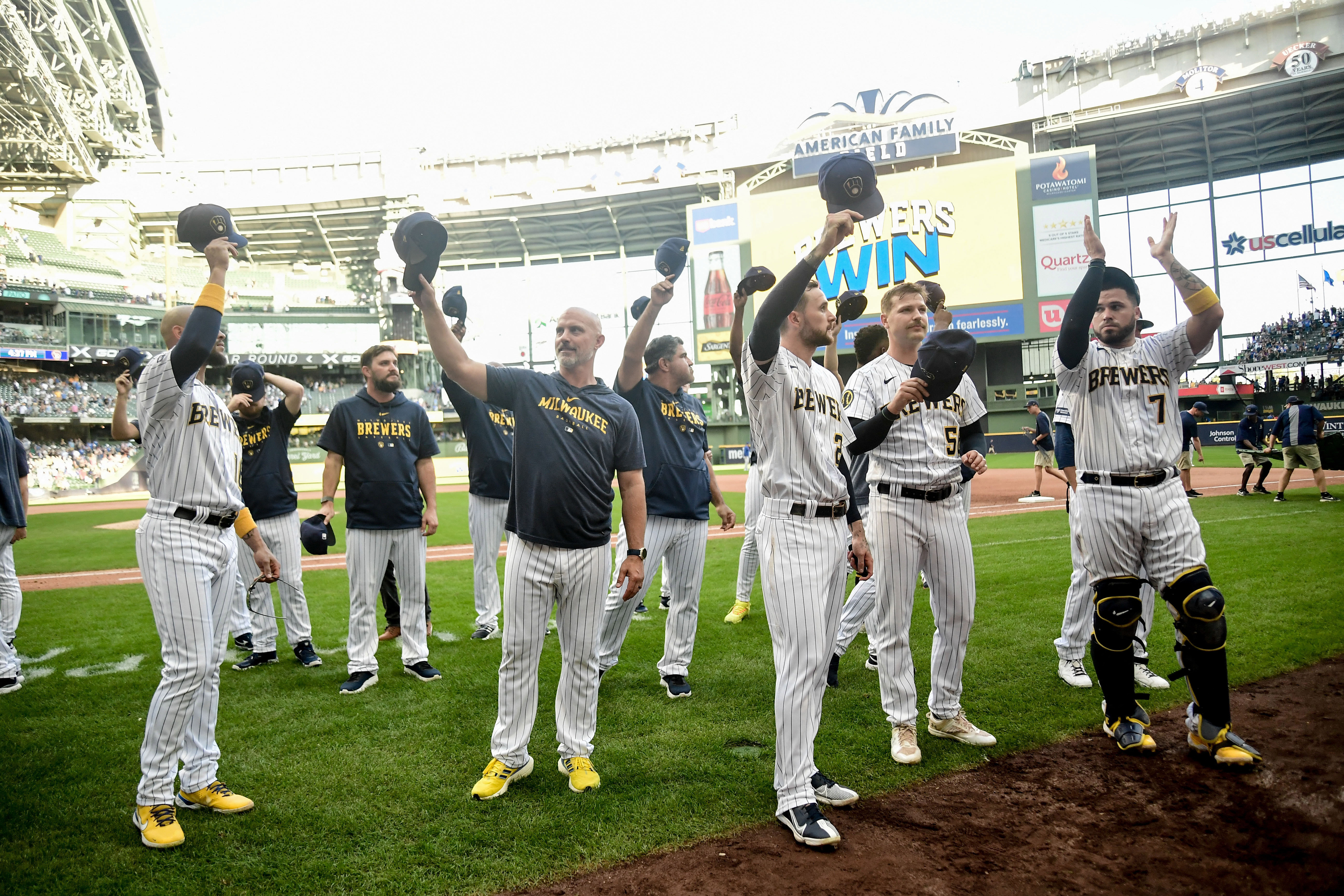 MLB: Chicago Cubs at Milwaukee Brewers, Fieldlevel