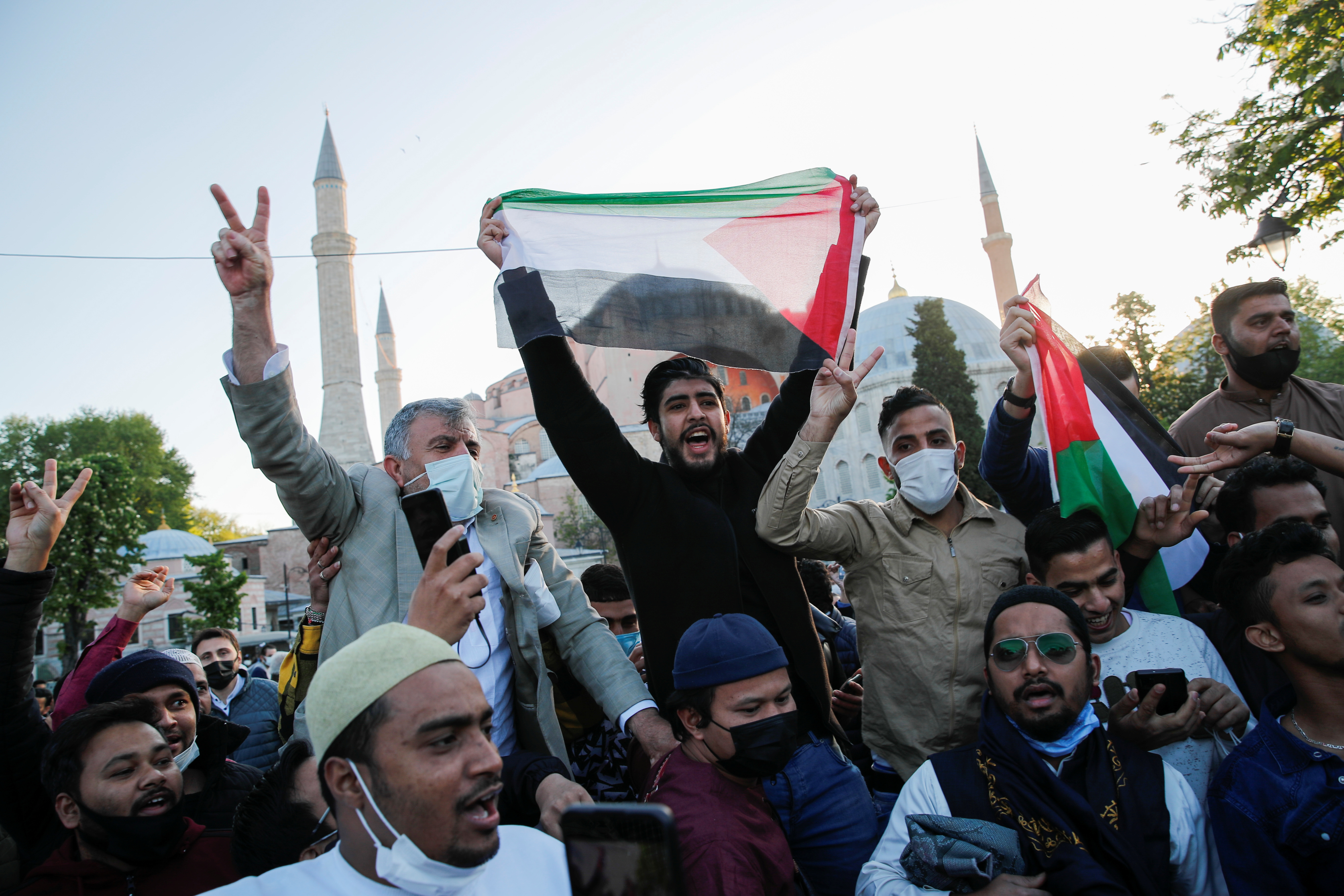 Pro-Palestinian demonstration after the Eid al-Fitr prayers in Istanbul