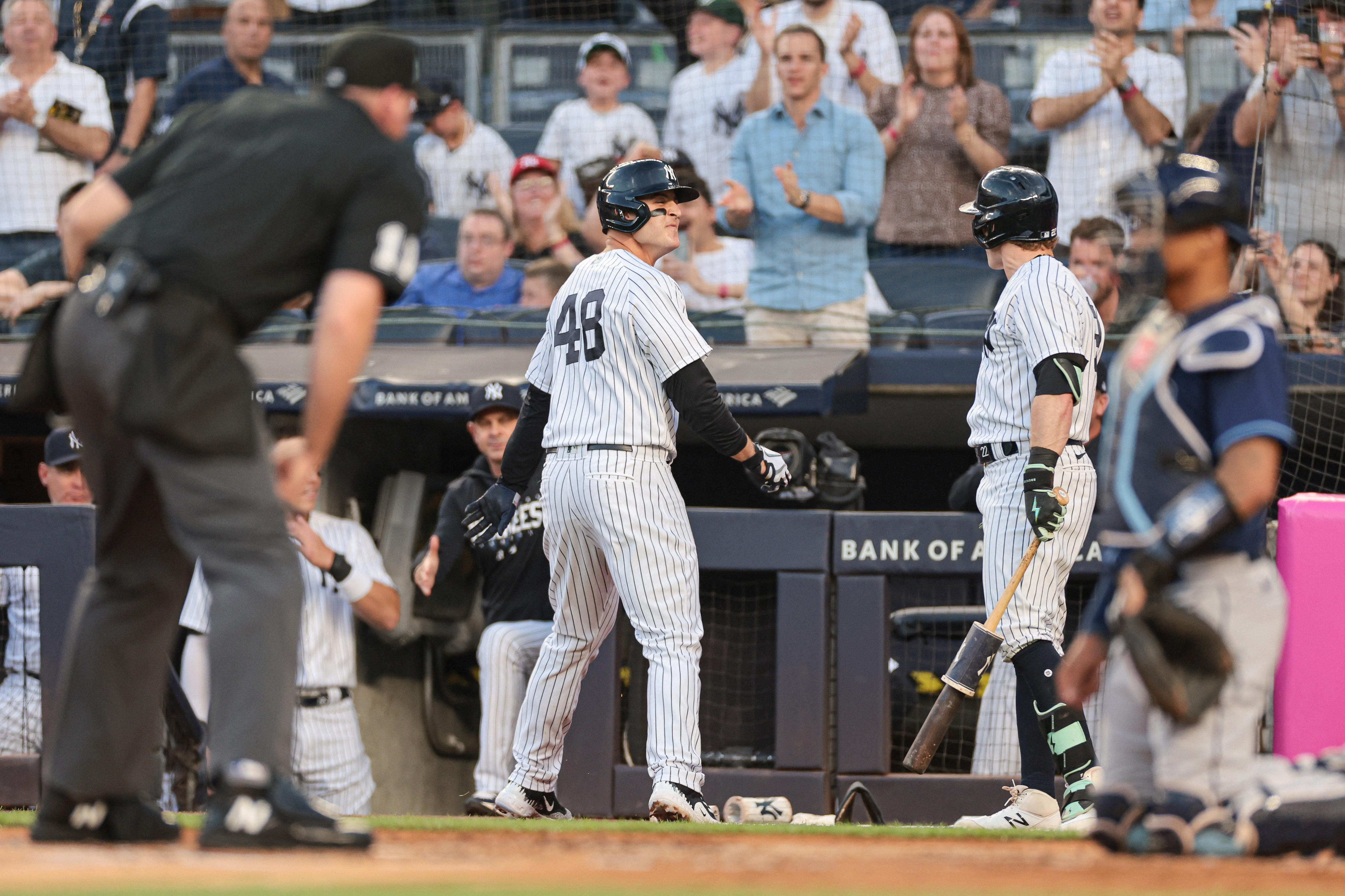 Rizzo homers twice on his bobblehead night, Yankees beat Rays 6-5