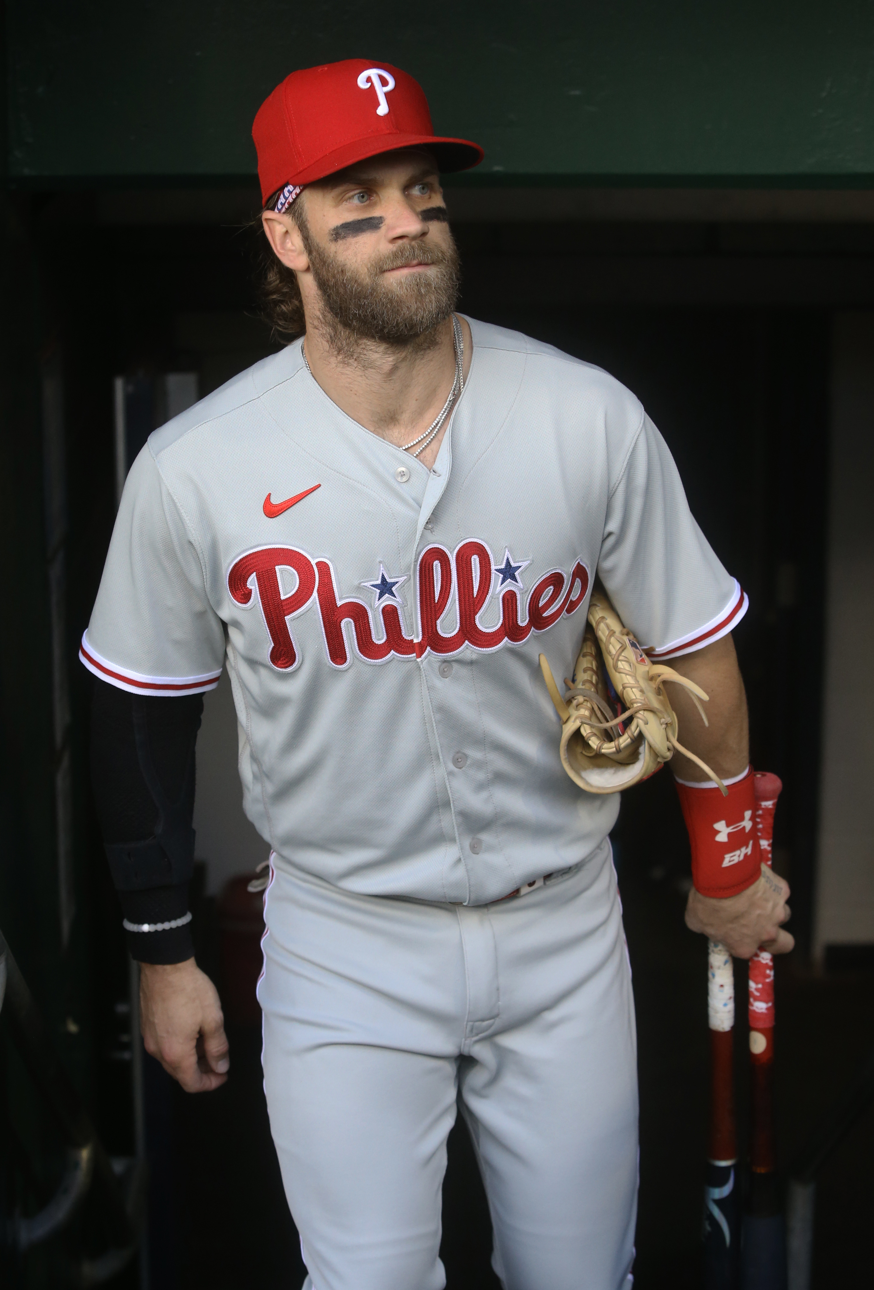 Pittsburgh Pirates Endy Rodriguez (25) bats during a spring training  baseball game against the Philadelphia Phillies on February 27, 2023 at  LECOM Park in Bradenton, Florida. (Mike Janes/Four Seam Images via AP