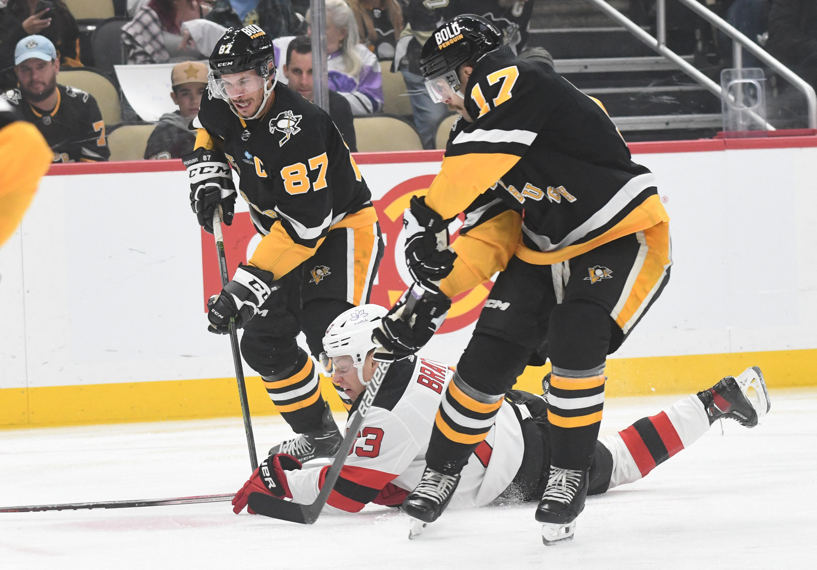 Penguins vs shop new jersey