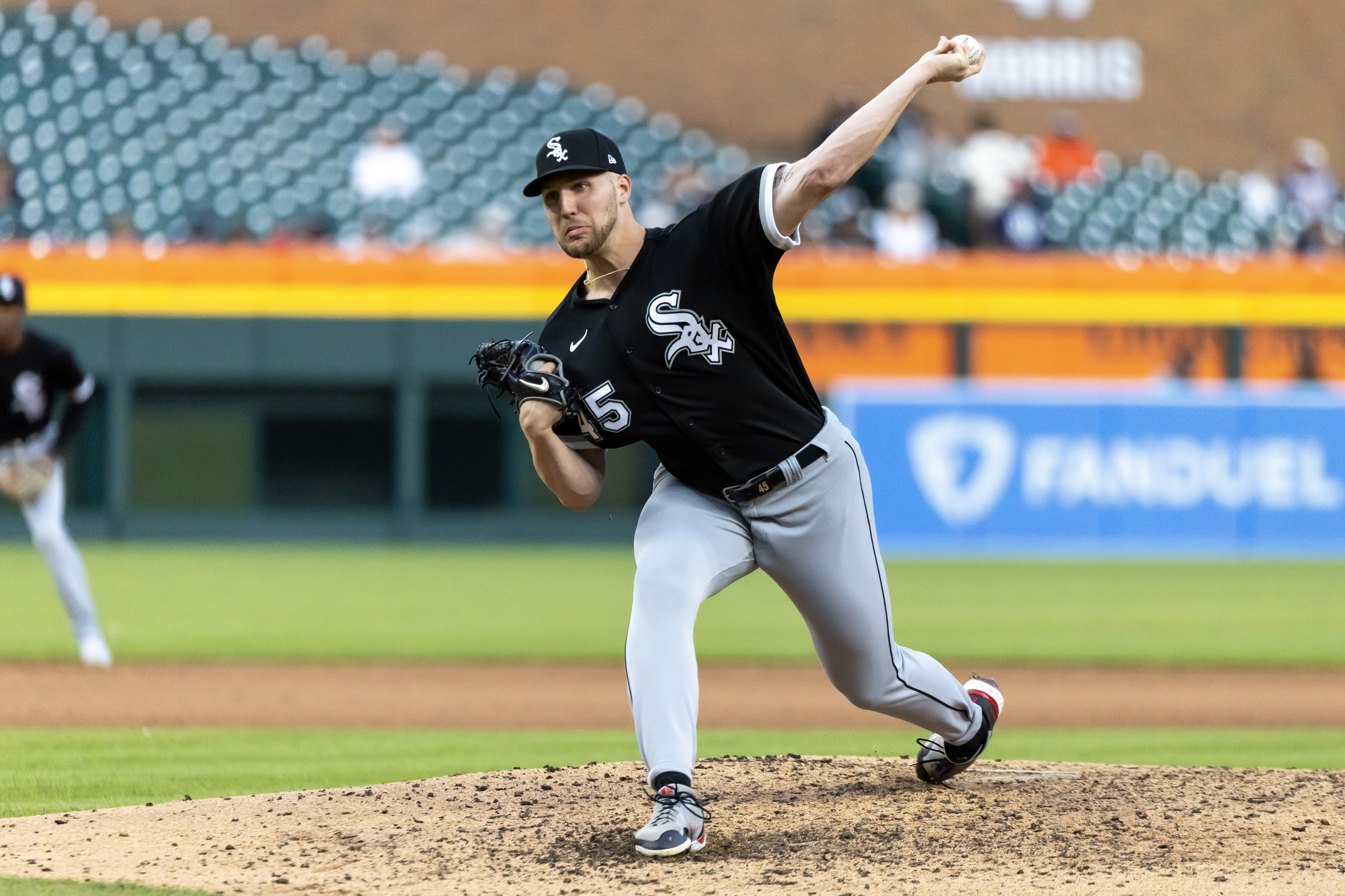 Faedo fans a career-best 10, helping Tigers to a 7-2 win over White Sox