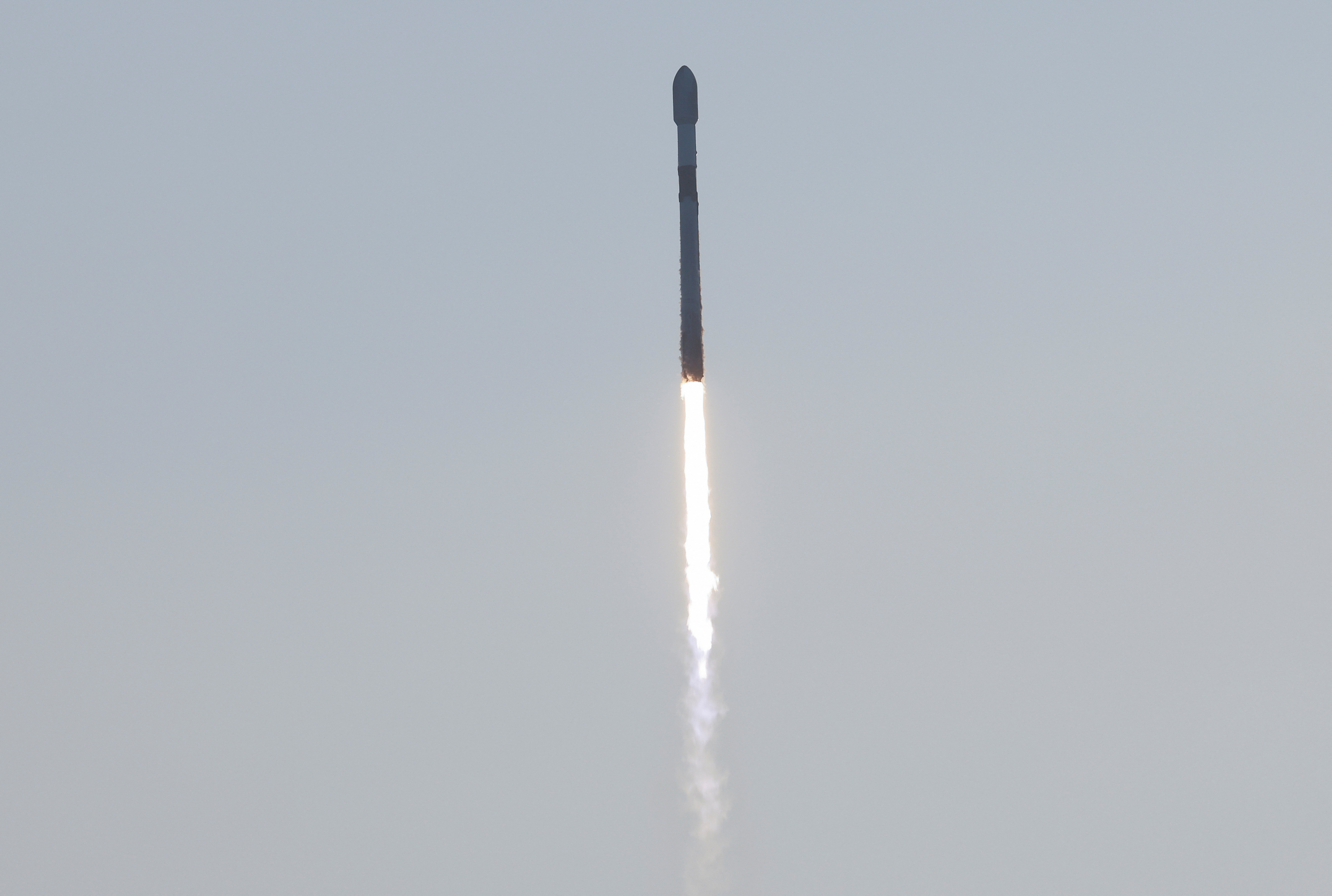 Elon Musk tweets using SpaceX's Starlink satellite internet