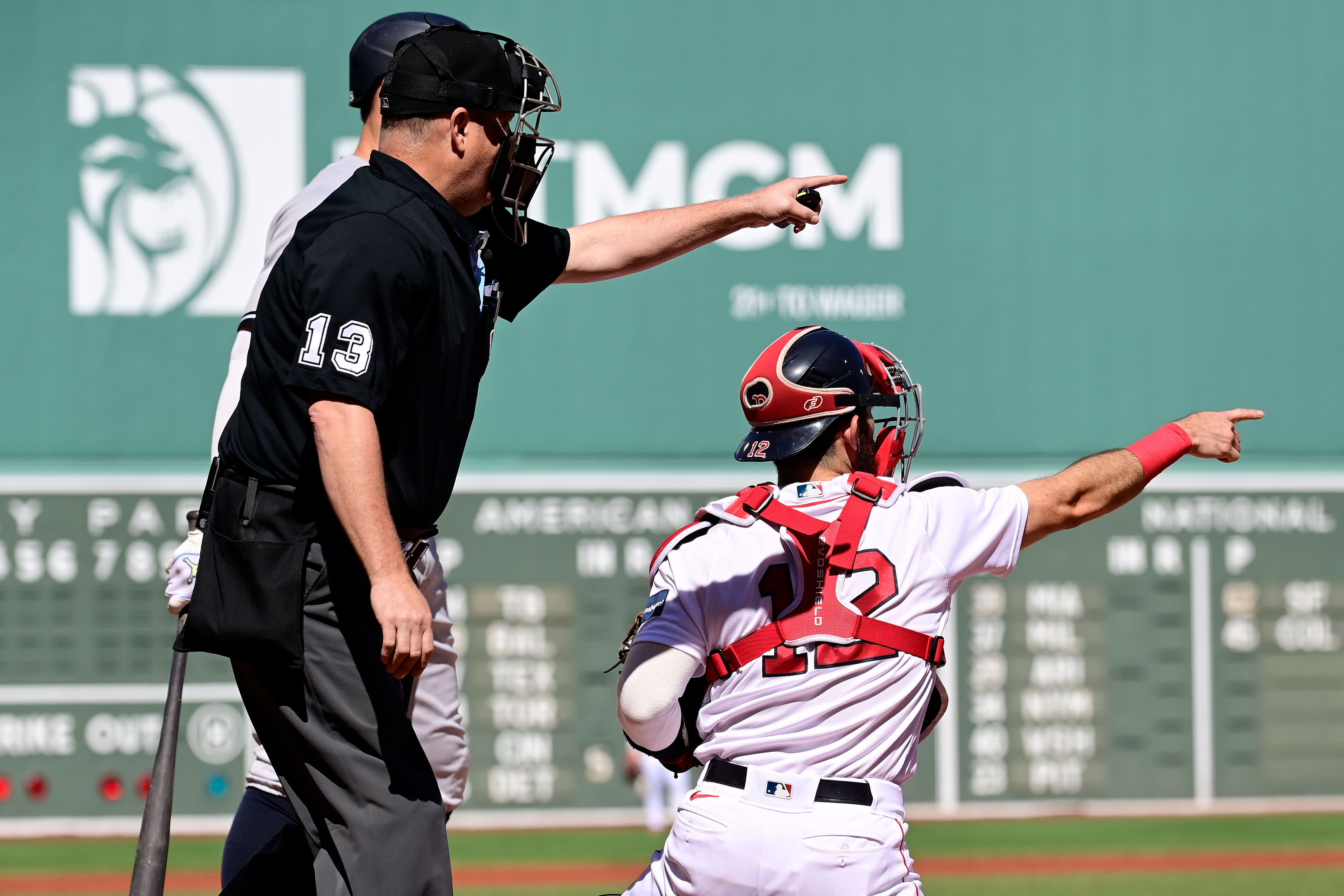 Aaron Judge's slam helps Yanks earn DH split with Red Sox