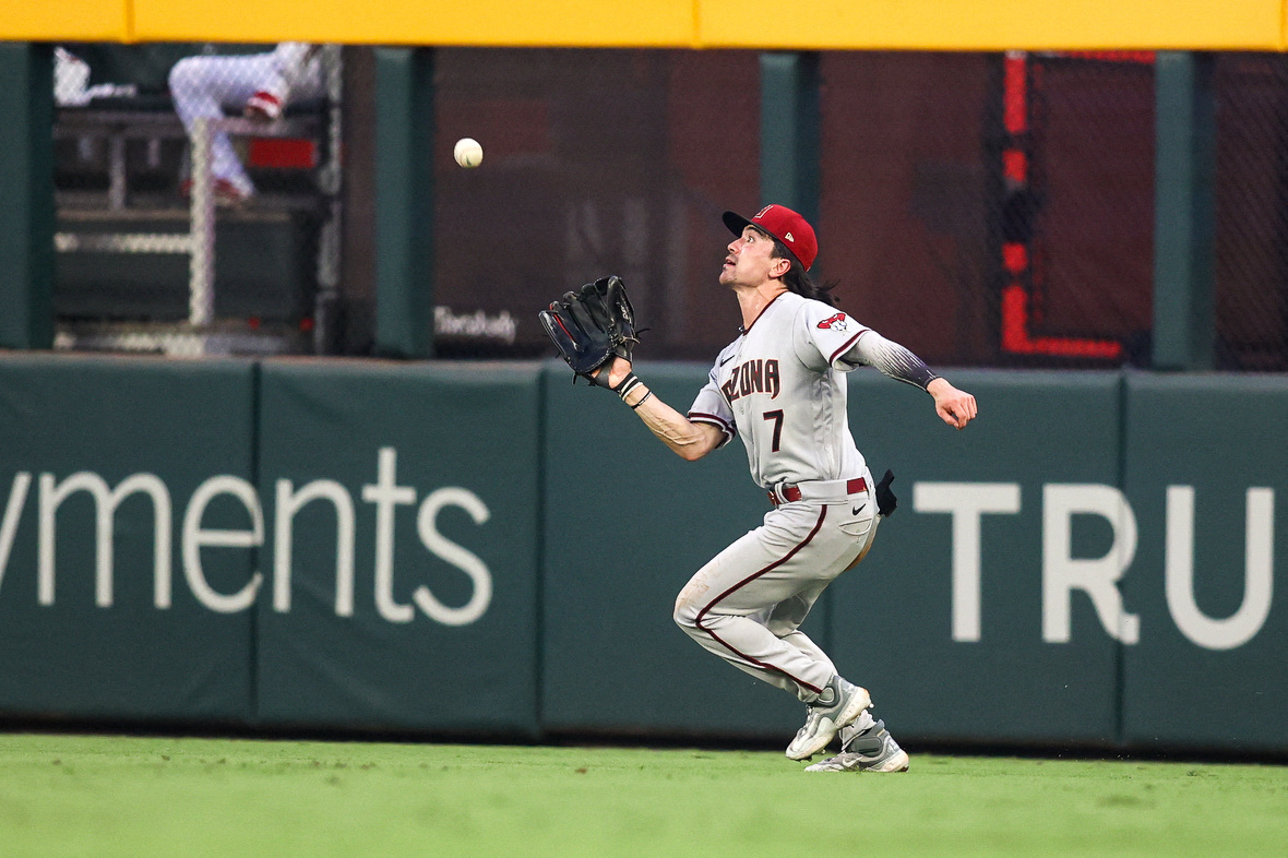 D-backs Outlast Braves, End 4-game Losing Streak | Reuters