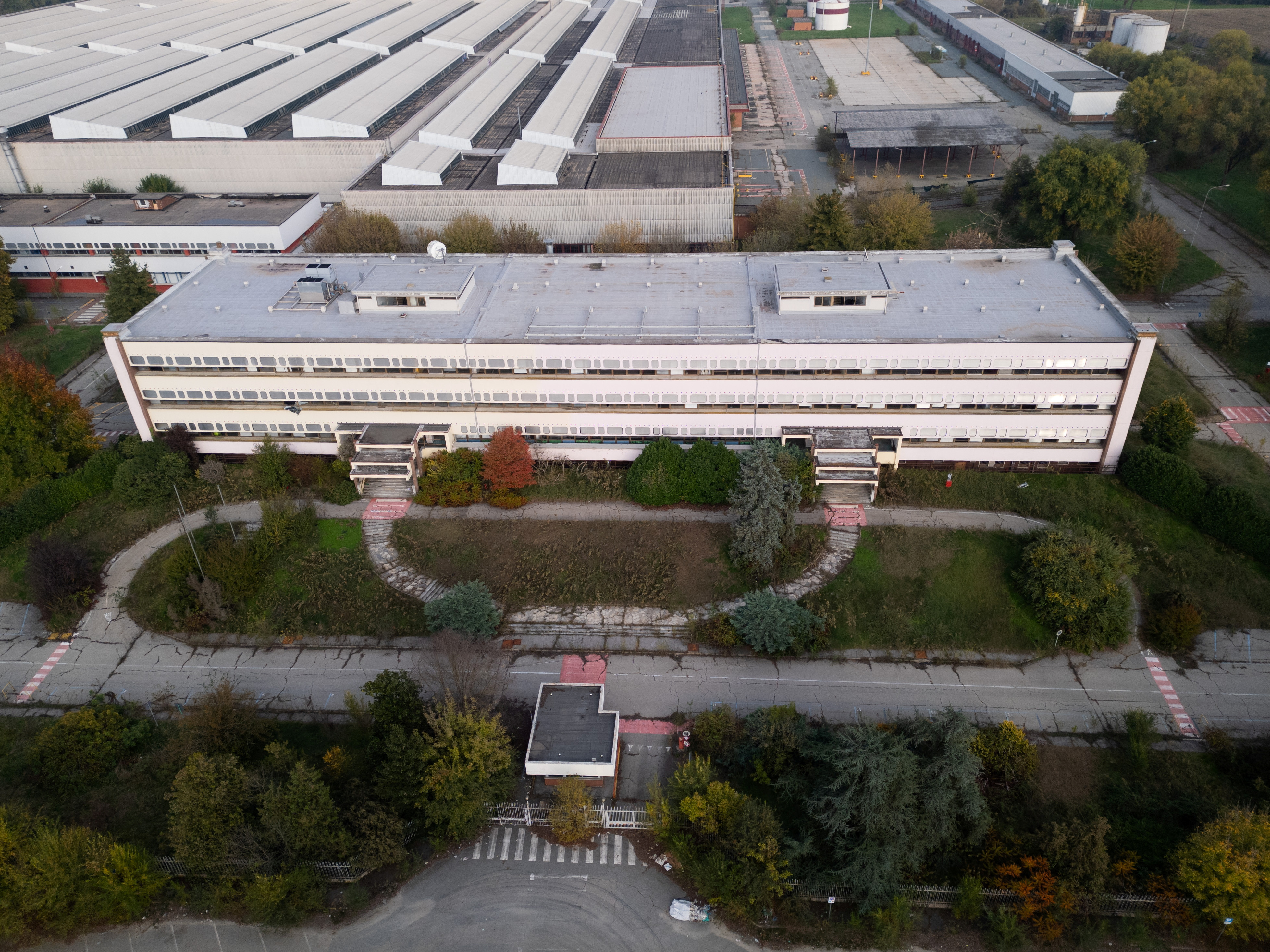 As Fiat stalls, Italy's Turin struggles to stave off decline Reuters