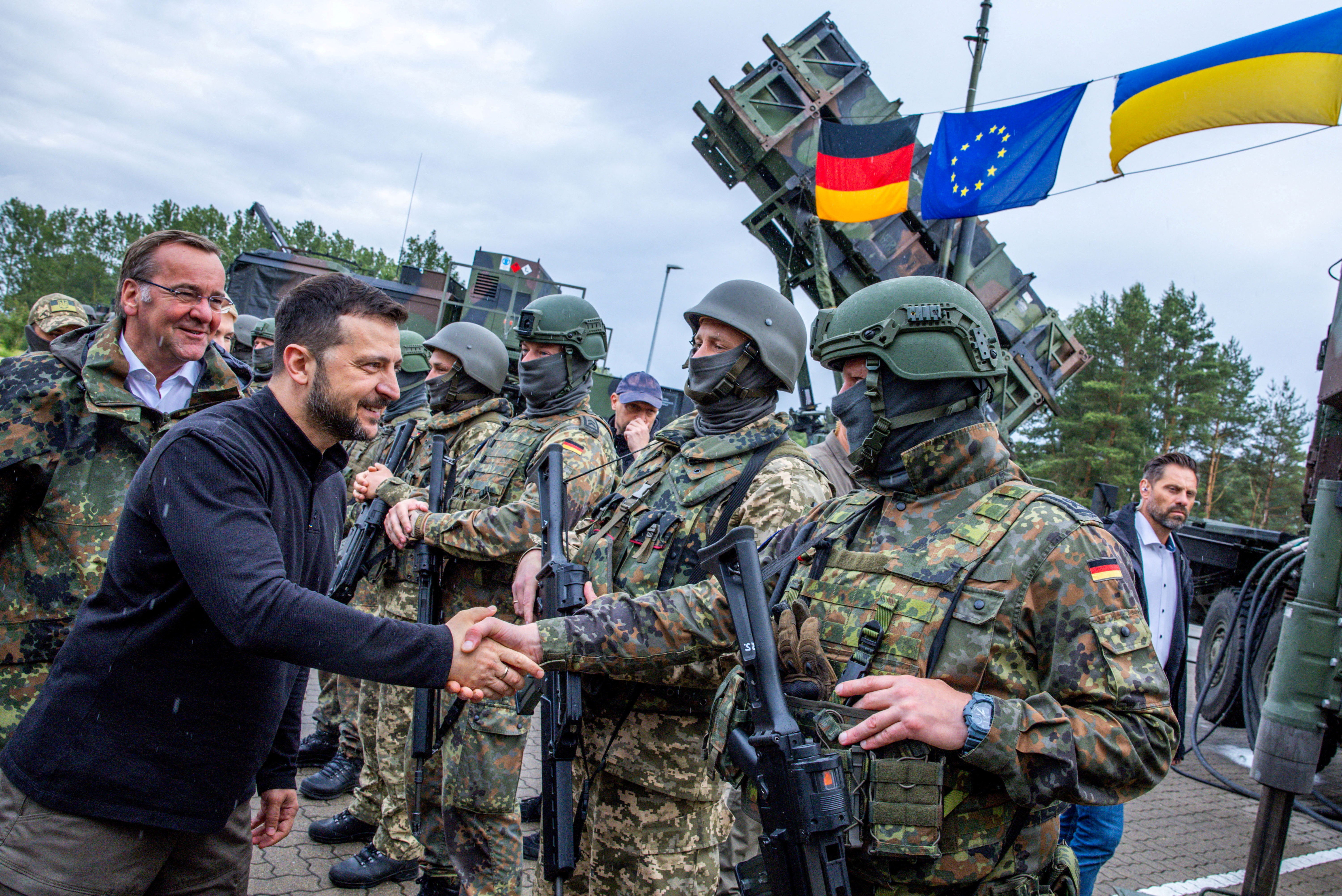 EU当局、兵士訓練教官のウクライナ派遣を加盟国に勧告せず＝独紙 