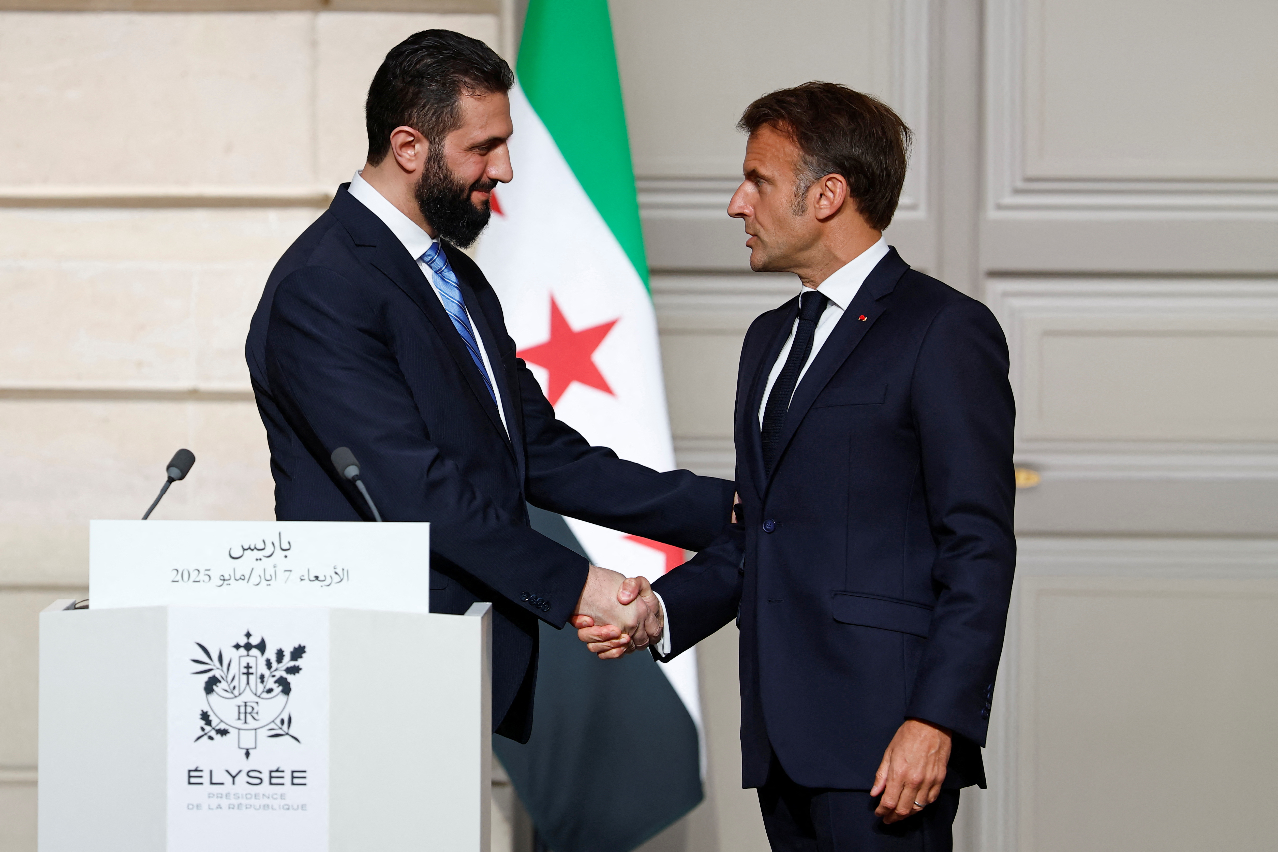 仏大統領がシリア訪問、アサド政権崩壊後EU首脳で初 復興が主要