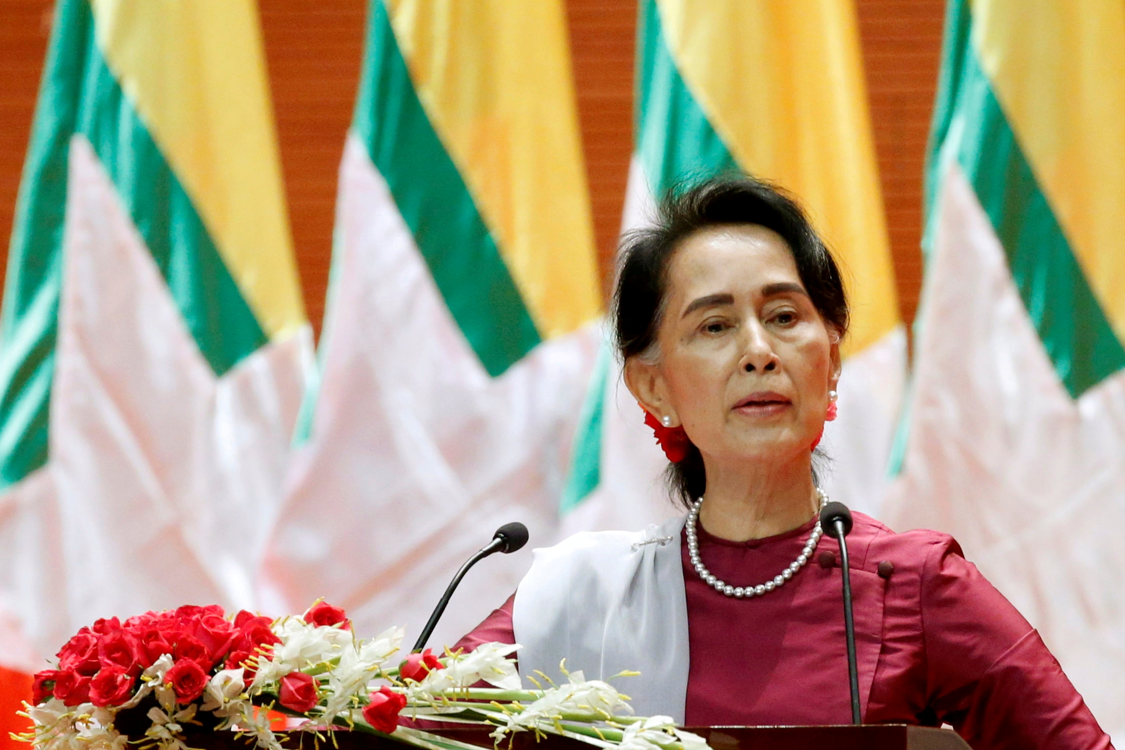 Myanmar State Counselor Aung San Suu Kyi delivers a speech to the nation over Rakhine and Rohingya situation, in Naypyitaw, Myanmar September 19, 2017. REUTERS/Soe Zeya Tun/File Photo