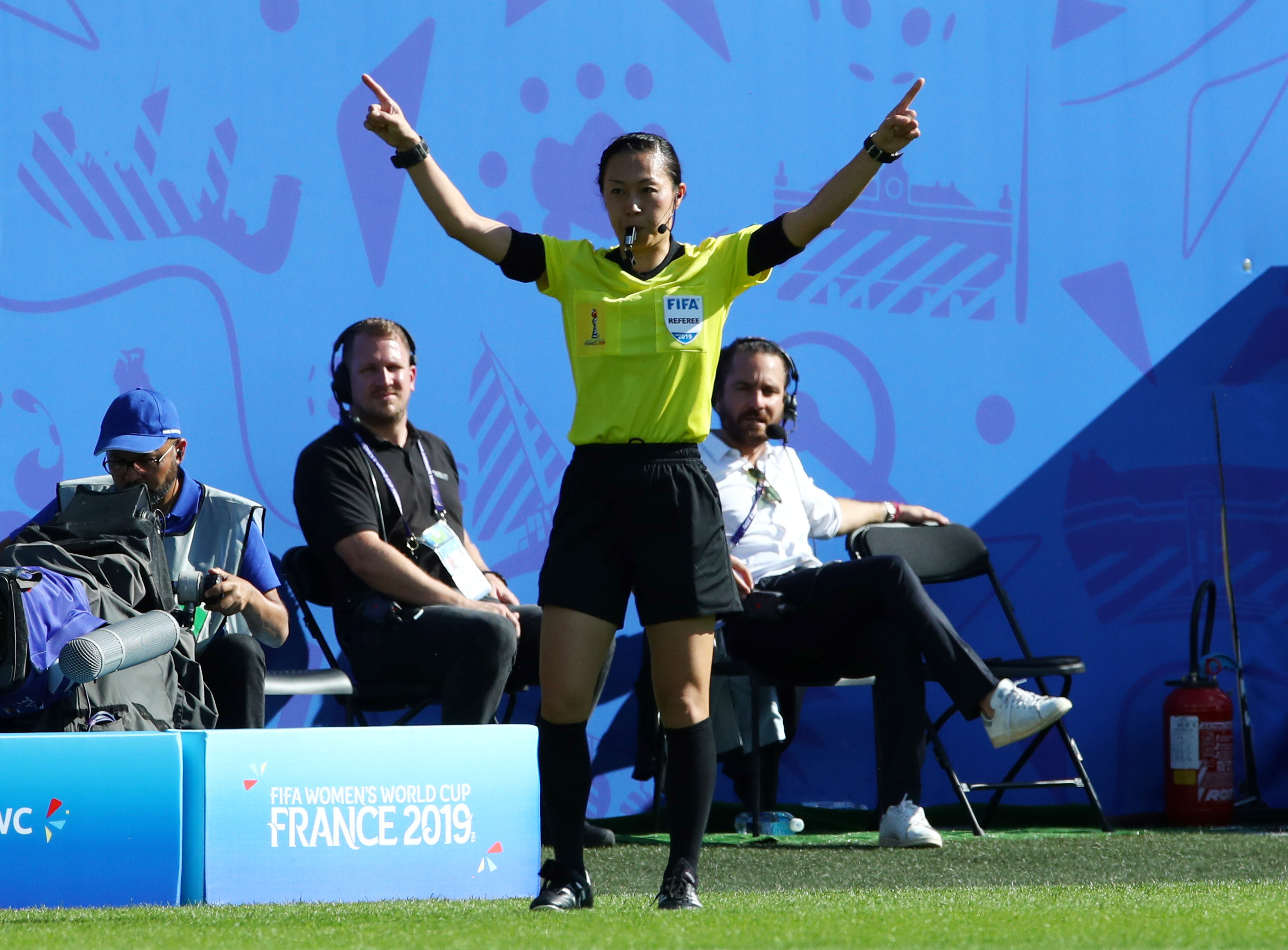 Stephanie Frappart makes history as first female referee for match at men's  World Cup - The Japan Times