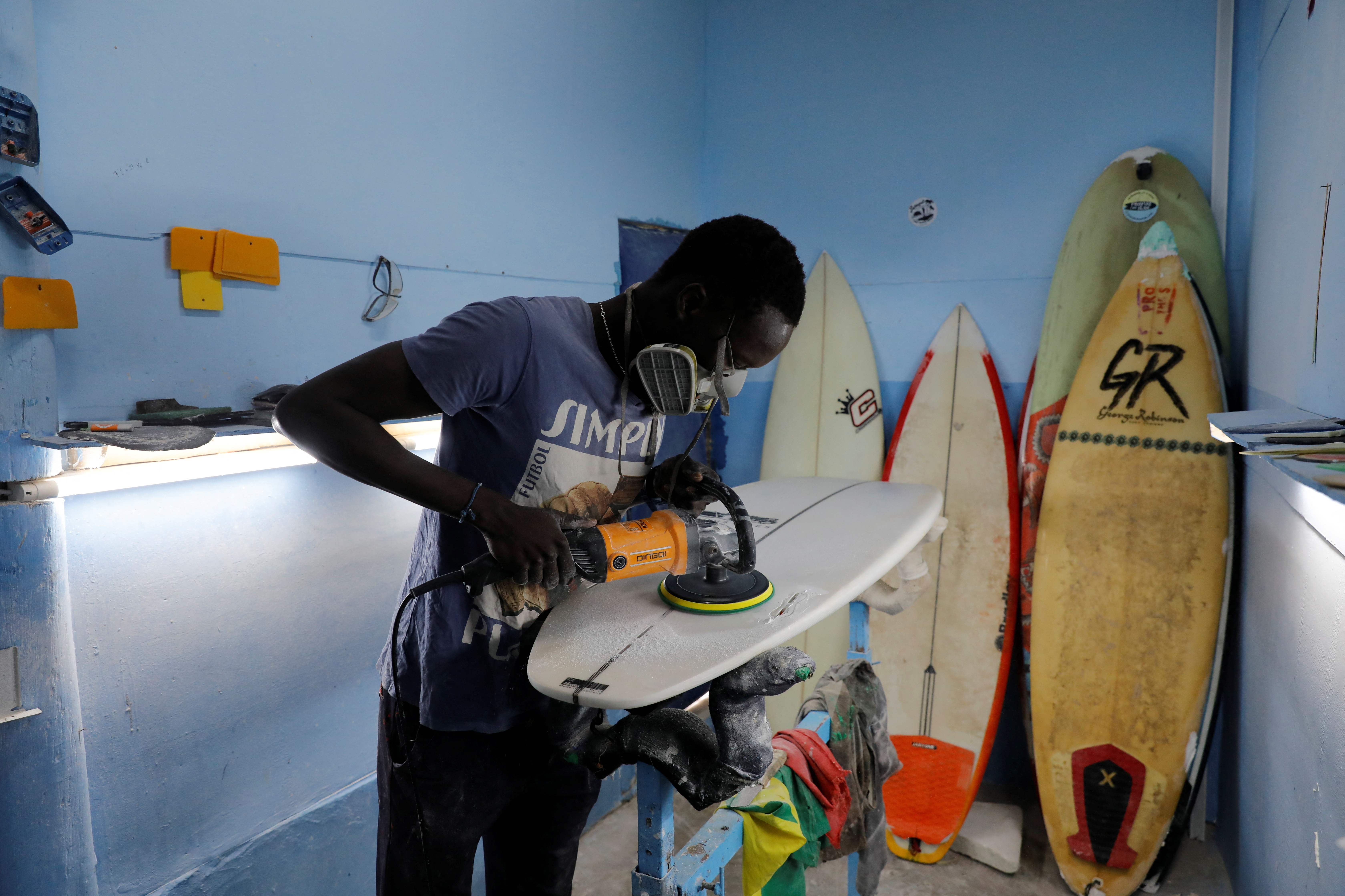 Senegalese entrepreneur creates first locally made surfboards