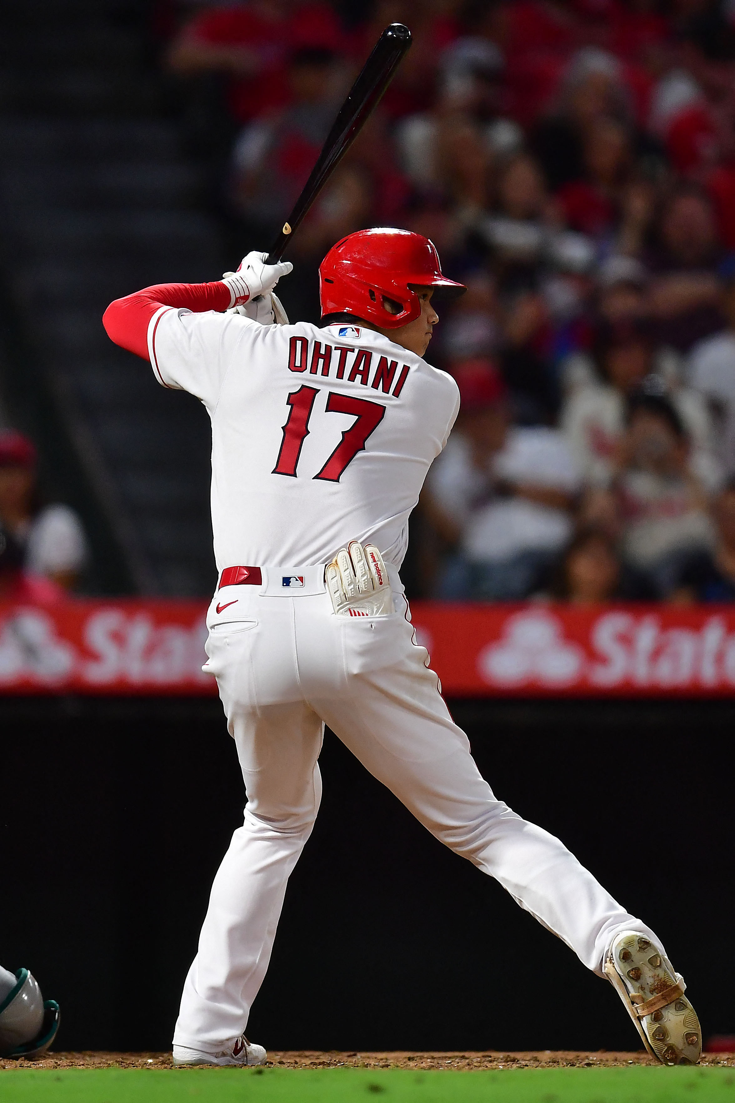 Los Angeles Angels' Shohei Ohtani overcomes cramps, smacks 40th homer vs.  Seattle Mariners 