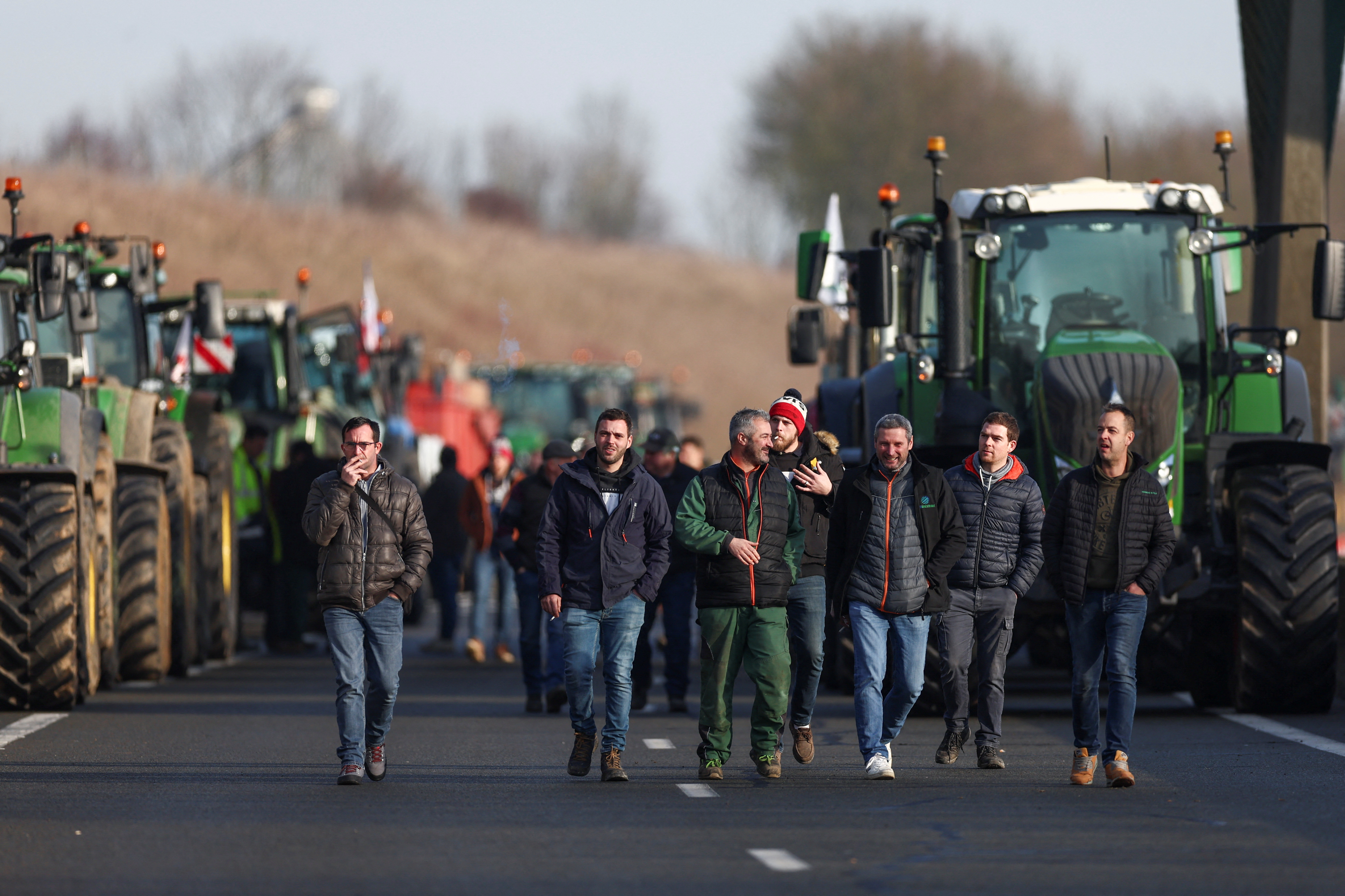 Farmers protest over price pressures, taxes, and green regulation in Beauvais