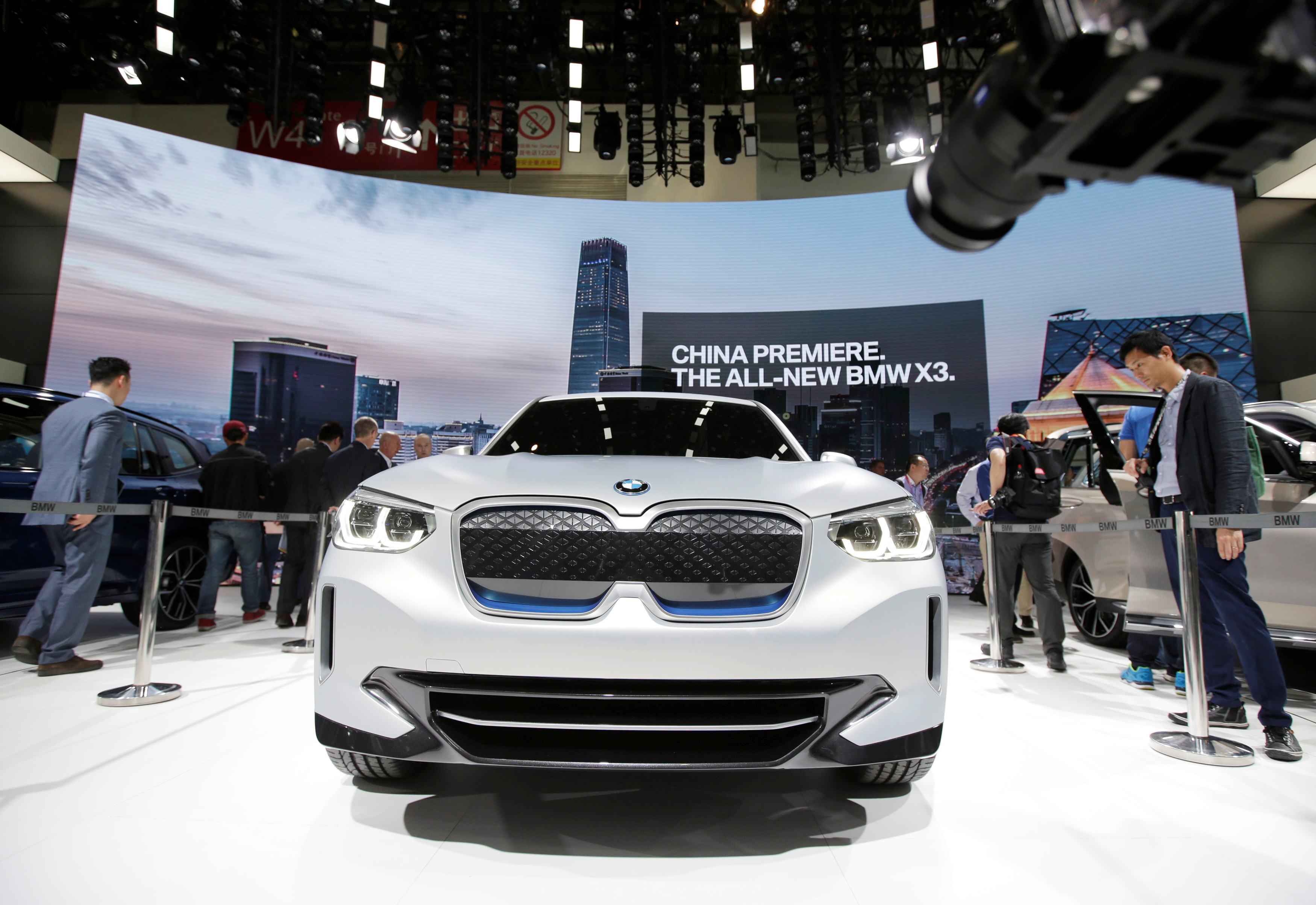 Bmw electric deals x3 release date