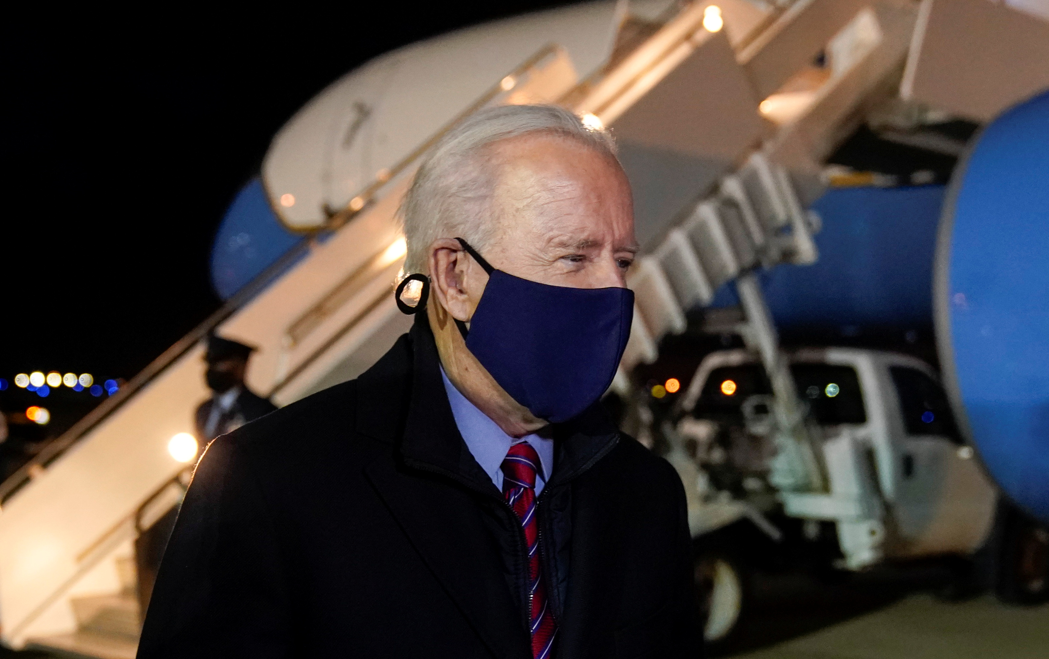 Biden says Trump should not receive intelligence briefings CBS