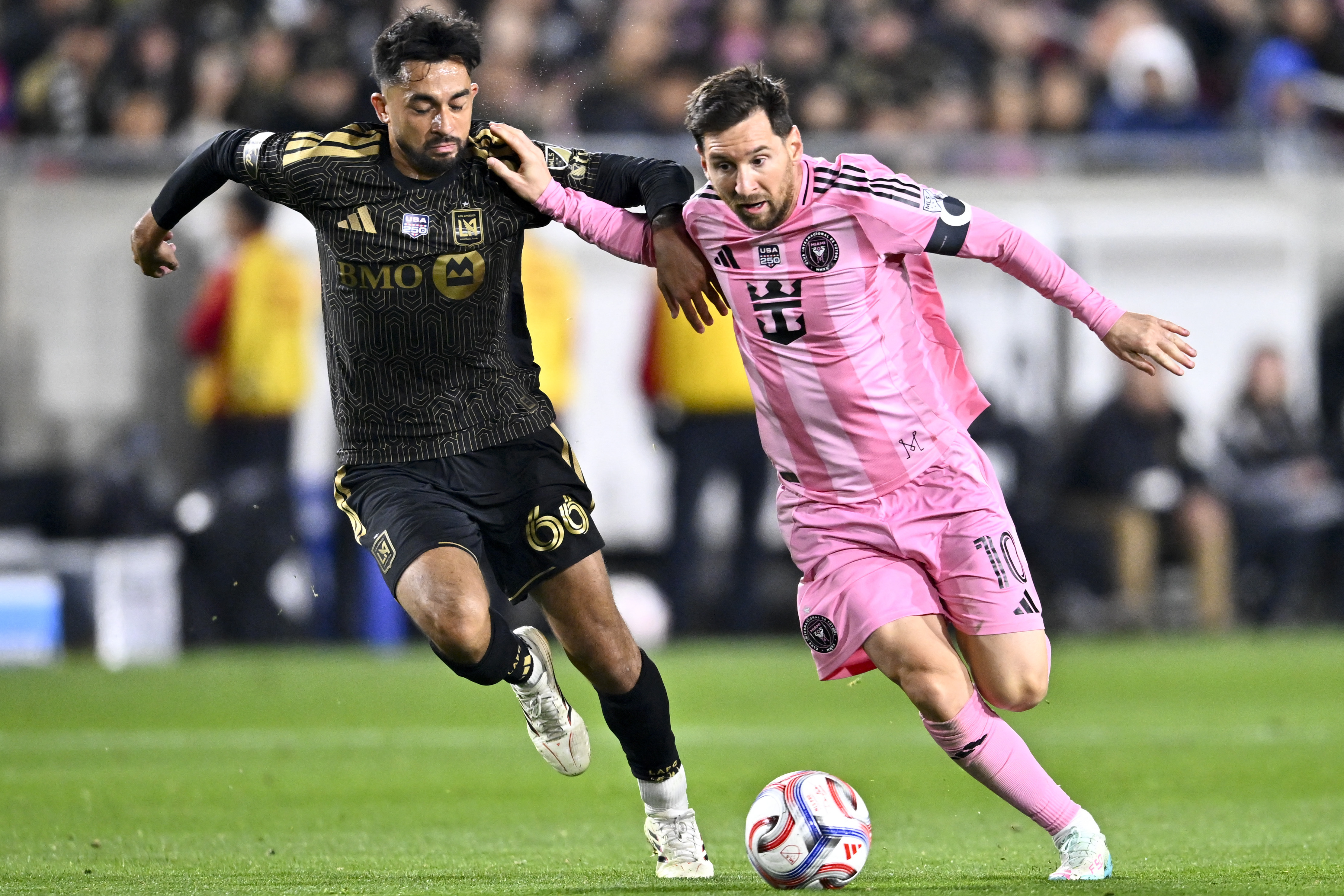 サッカー＝チェコ代表GKチェフ、チェルシーからアーセナル移籍