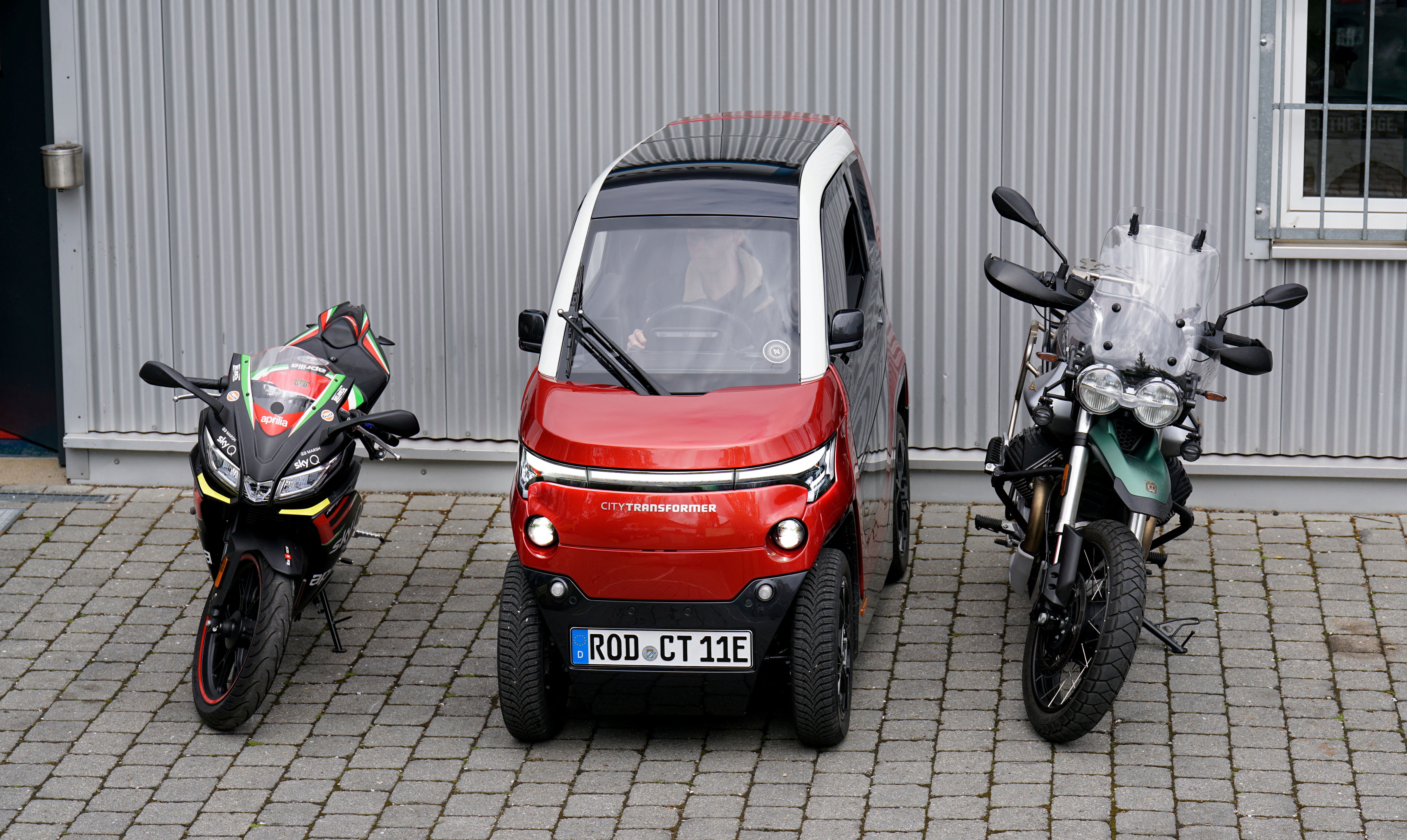 An urban electric vehicle designed by Israeli startup City Transformer