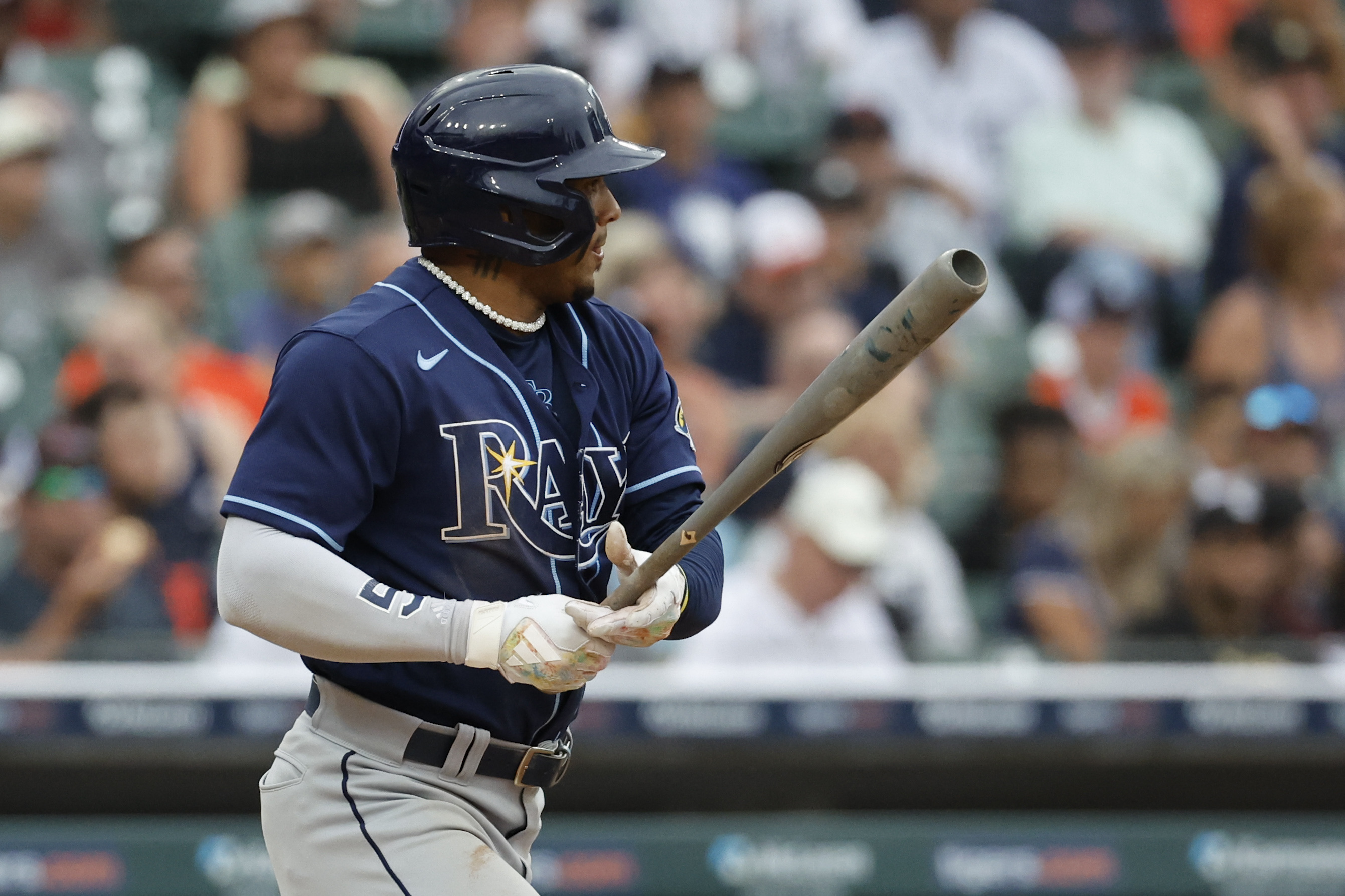 Rays use early offense to outlast Tigers 10-6