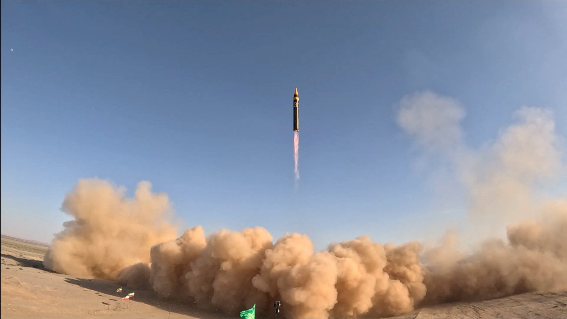 Iran unveils 2,000 km ballistic missile