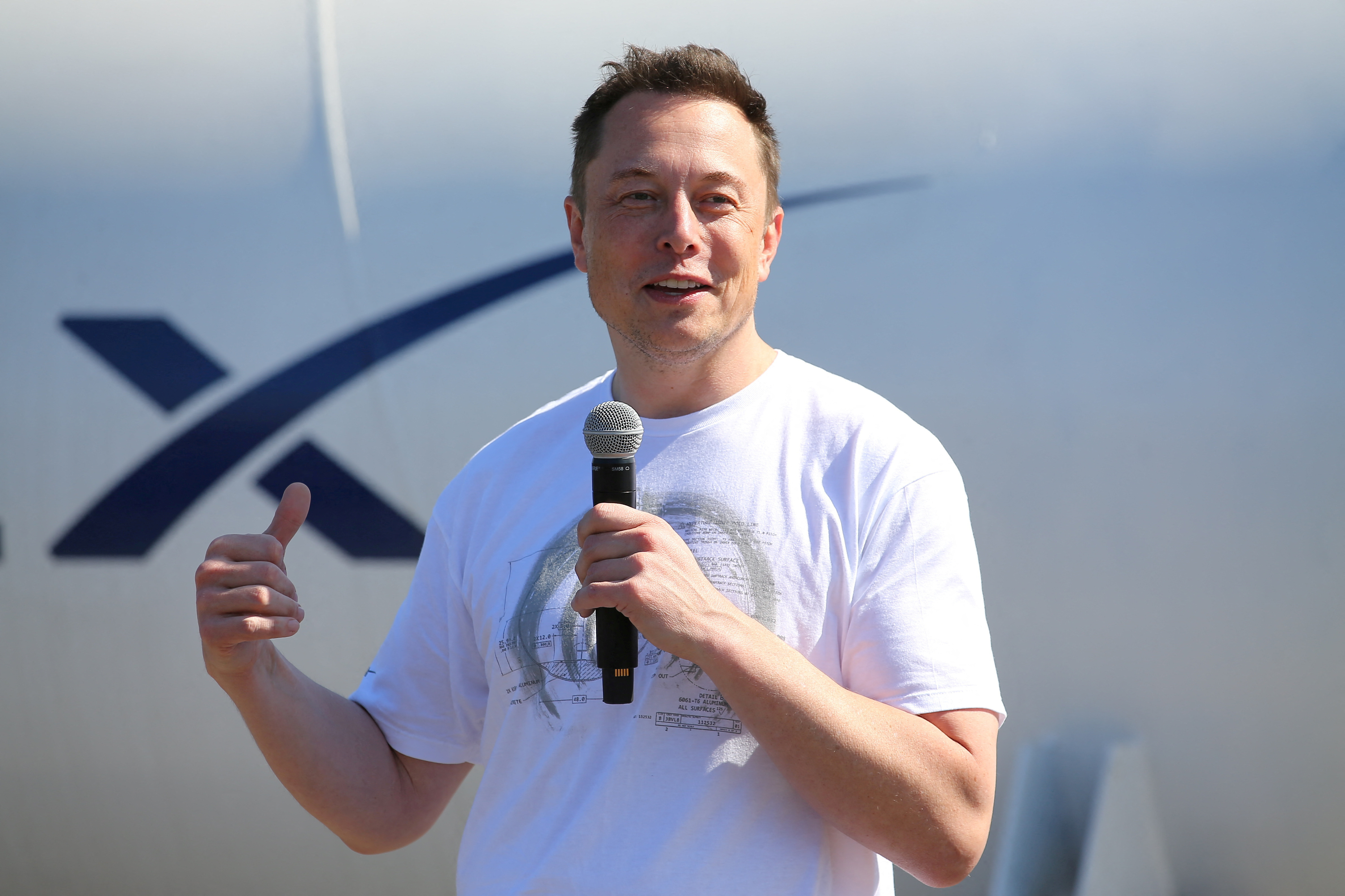 Elon Musk, founder, CEO and lead designer at SpaceX and co-founder of Tesla, speaks at the SpaceX Hyperloop Pod Competition II in Hawthorne