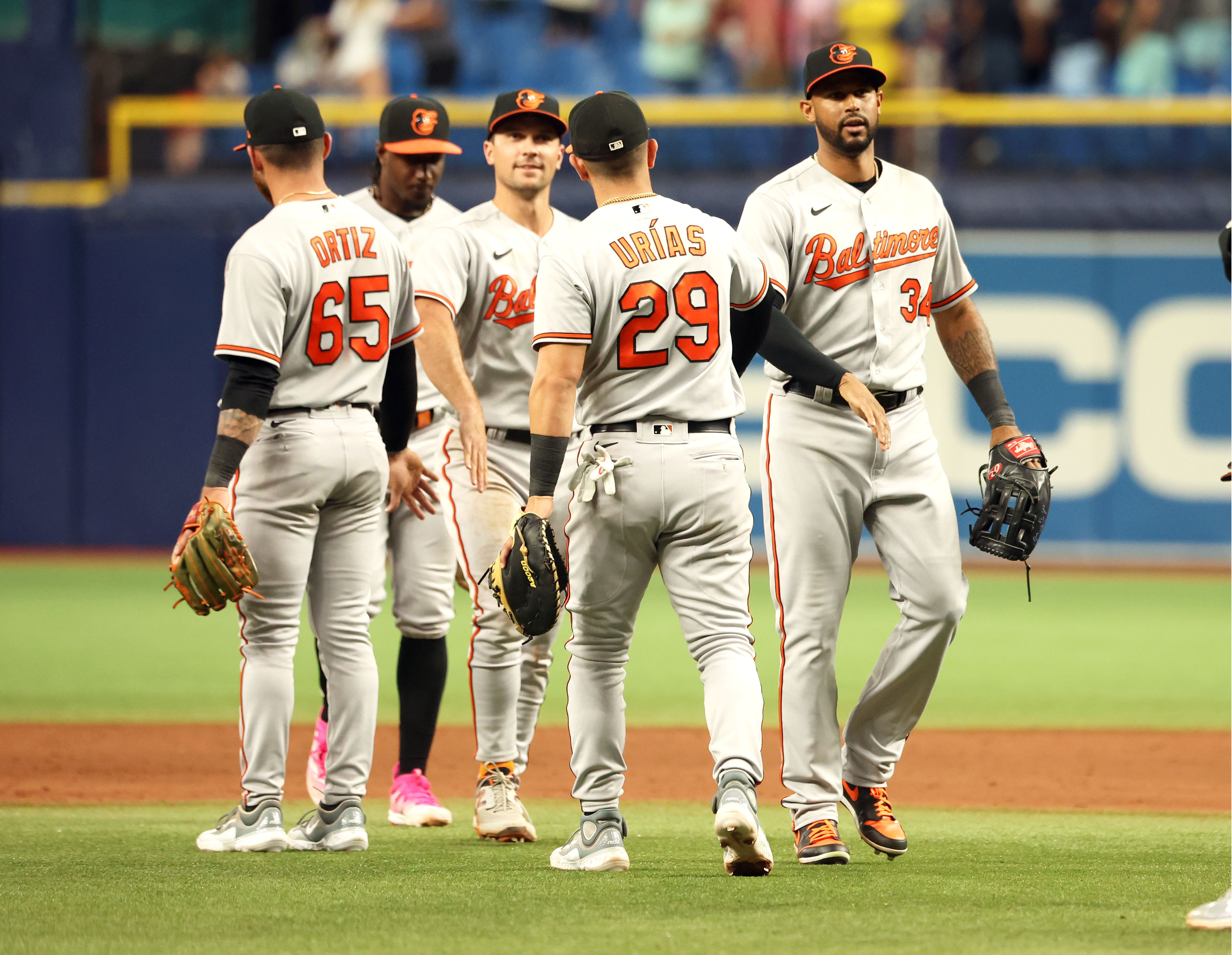 Santander has 5 of Orioles' 16 hits in 8-3 win over Rays