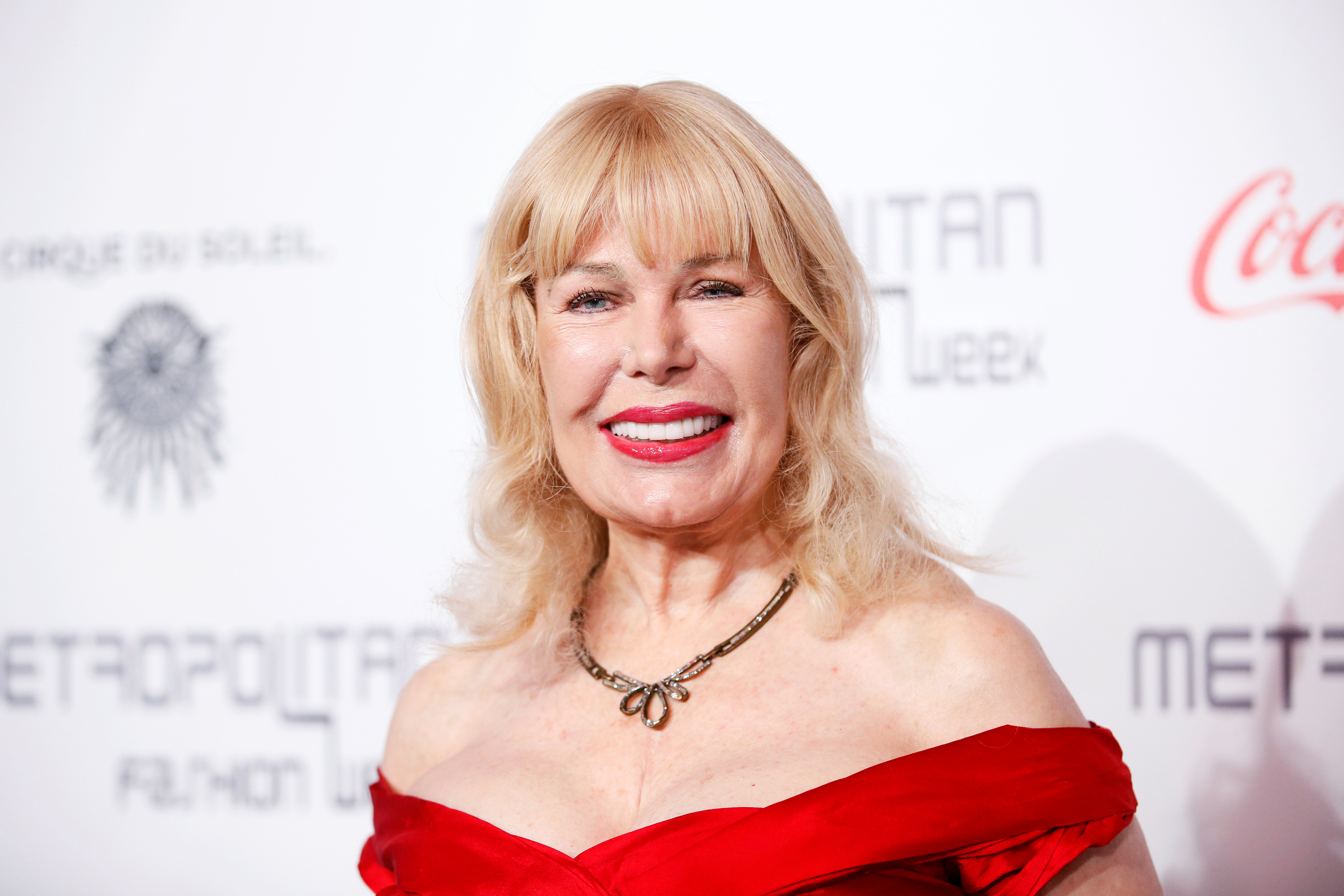 loretta swit smoking cigarettes Loretta Swit, 'Hot Lips' Houlihan on 'M*A*S*H,' dies at 87