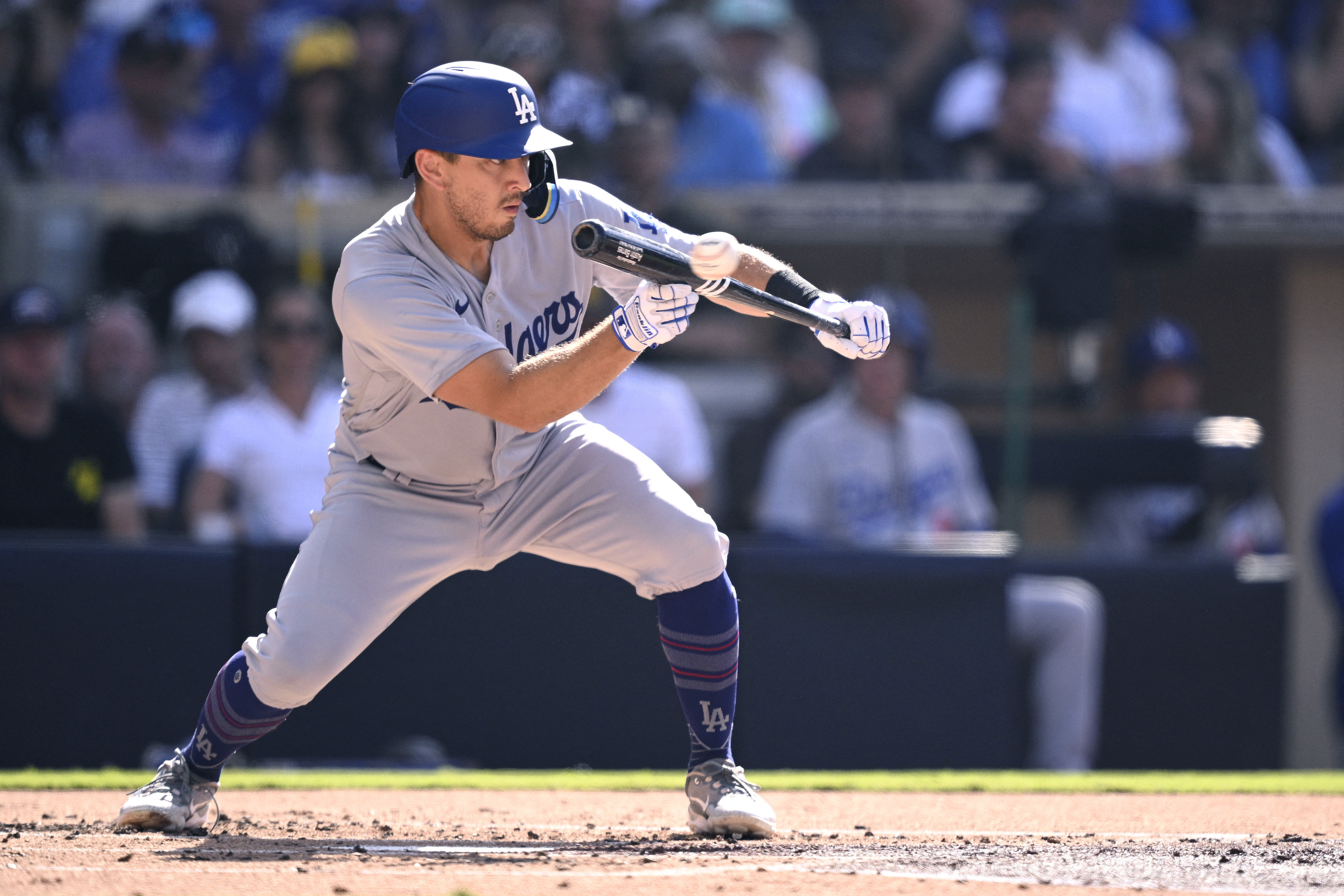 Freeman, Rosario and Betts homer to back Lynn in the Dodgers' 8-2 win  against the Padres San Diego News - Bally Sports