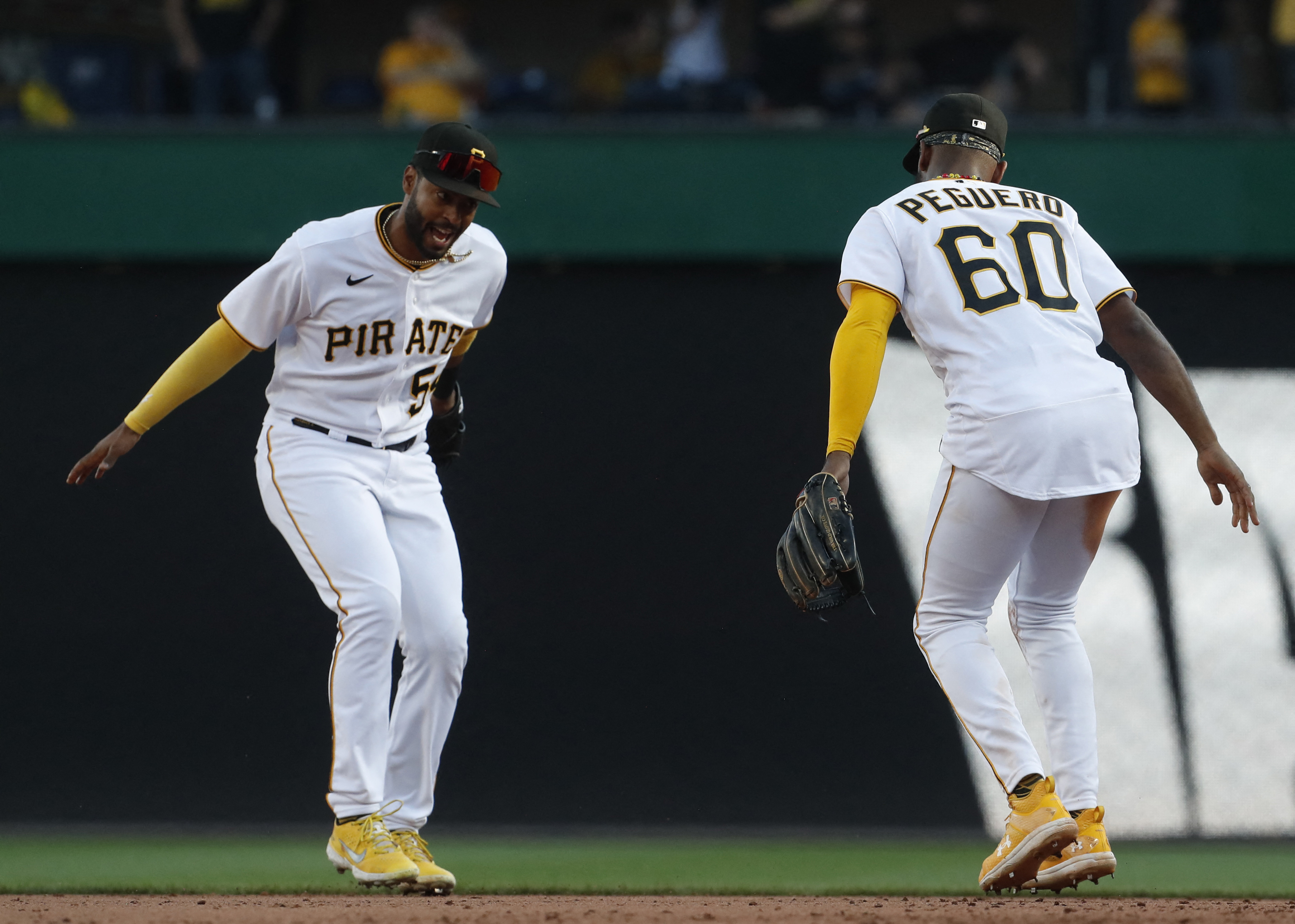 Pirates end a 10-game skid, rallying in the 9th to beat the Marlins 3-1 -  The San Diego Union-Tribune