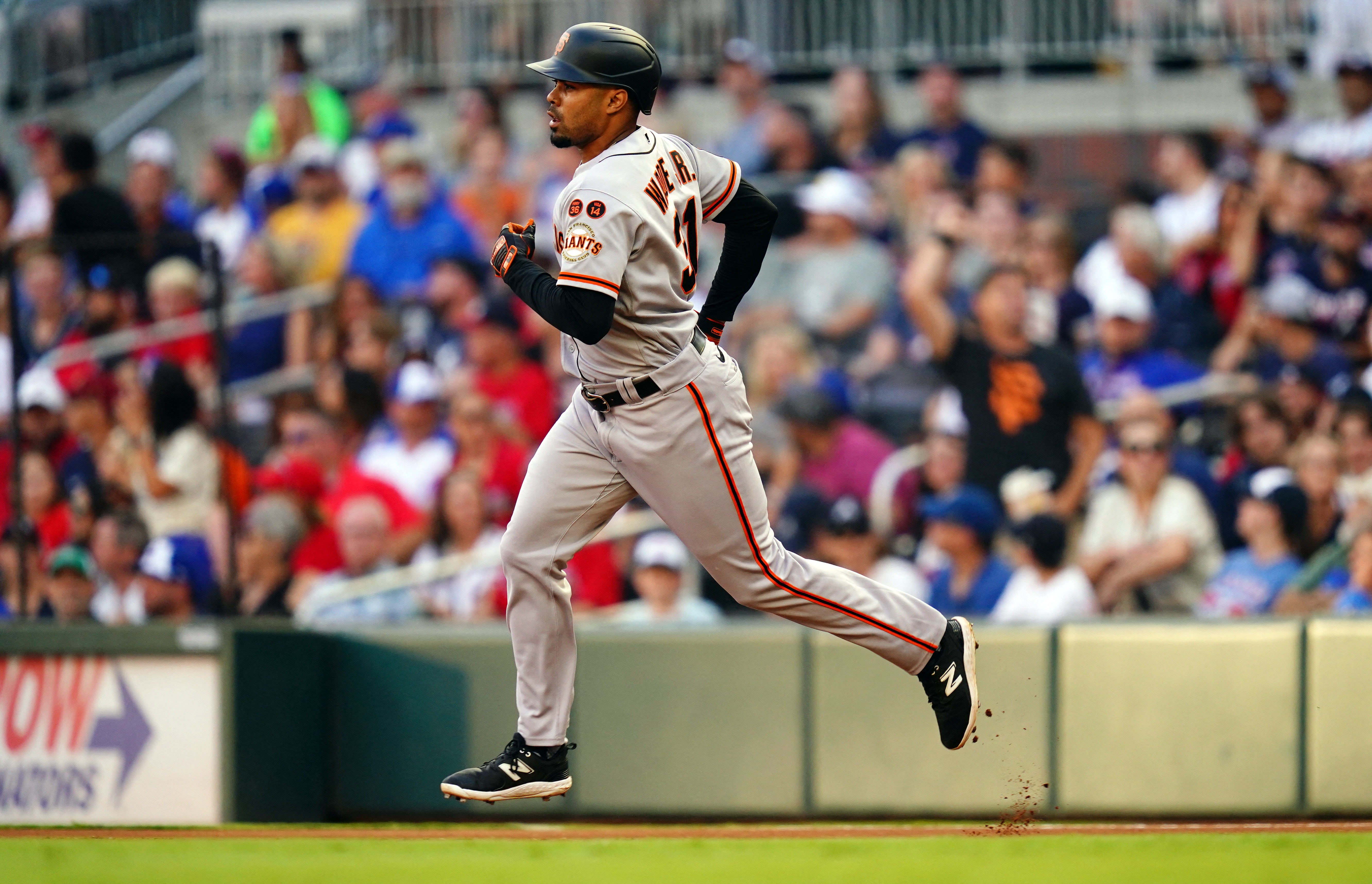 Braves rally past Giants late for fifth straight win