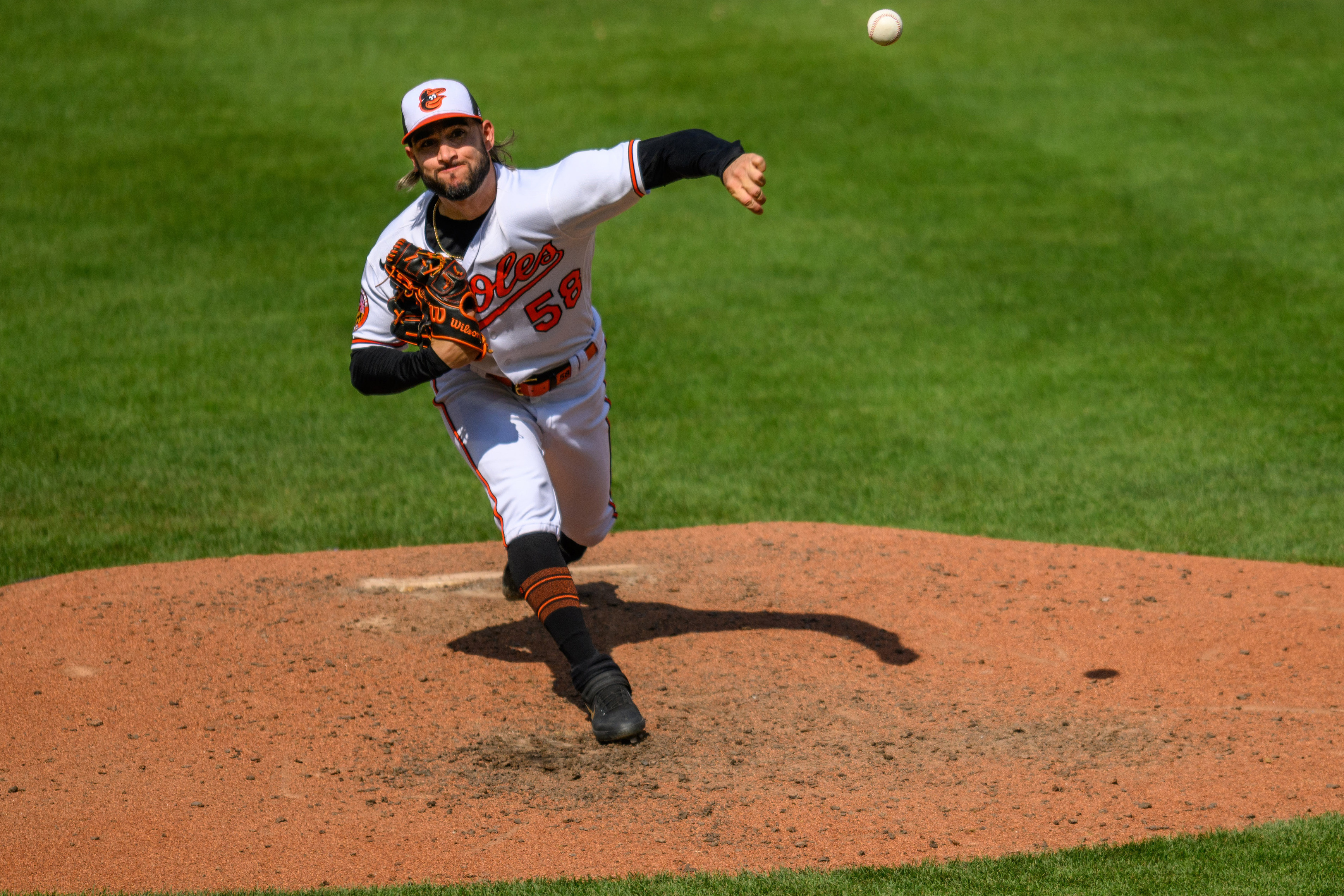 Orioles defeat Rockies on walk-off error