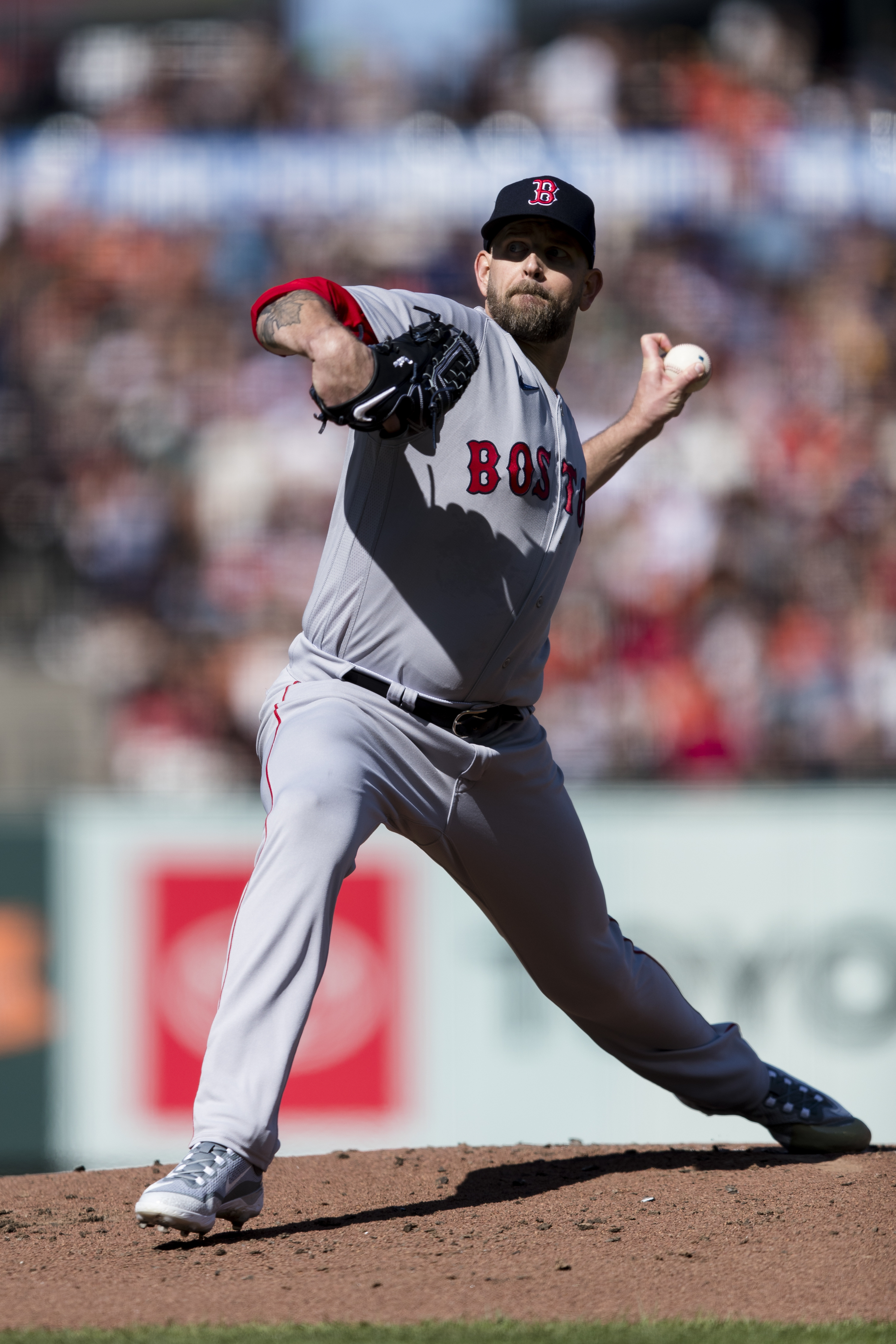 Red Sox rally in ninth before losing to Giants on walkoff home run by J.D.  Davis - The Boston Globe