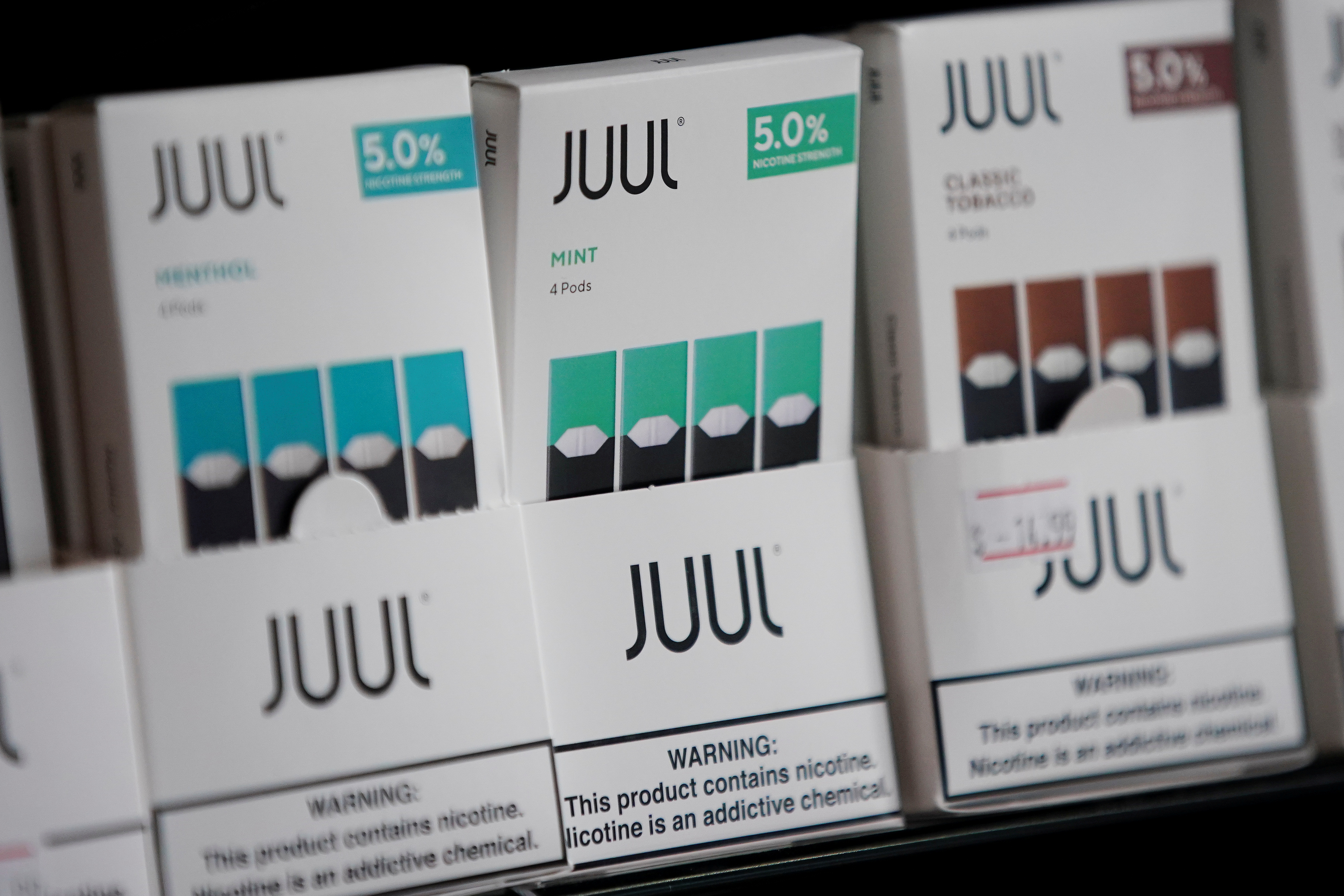 Juul brand vape cartridges for sale at a shop in Atlanta, Georgia, September 26, 2019. REUTERS/Elijah Nouvelage