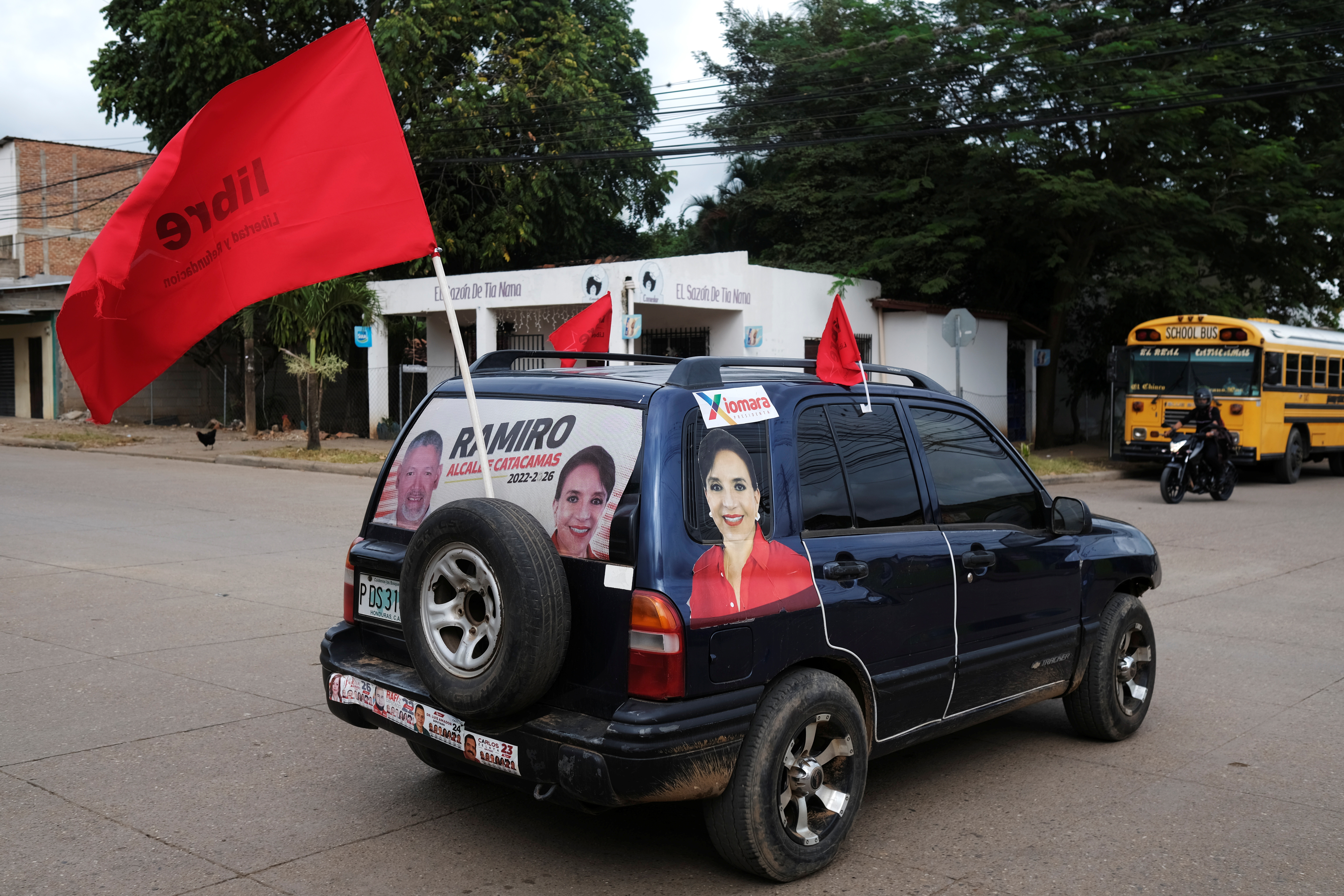 Pictures of Xiomara Castro, presidential candidate for the opposition Libre Party, are seen on a car prior to the November 28 general election, in Catacamas, Honduras November 27, 2021. REUTERS/Jose Cabezas