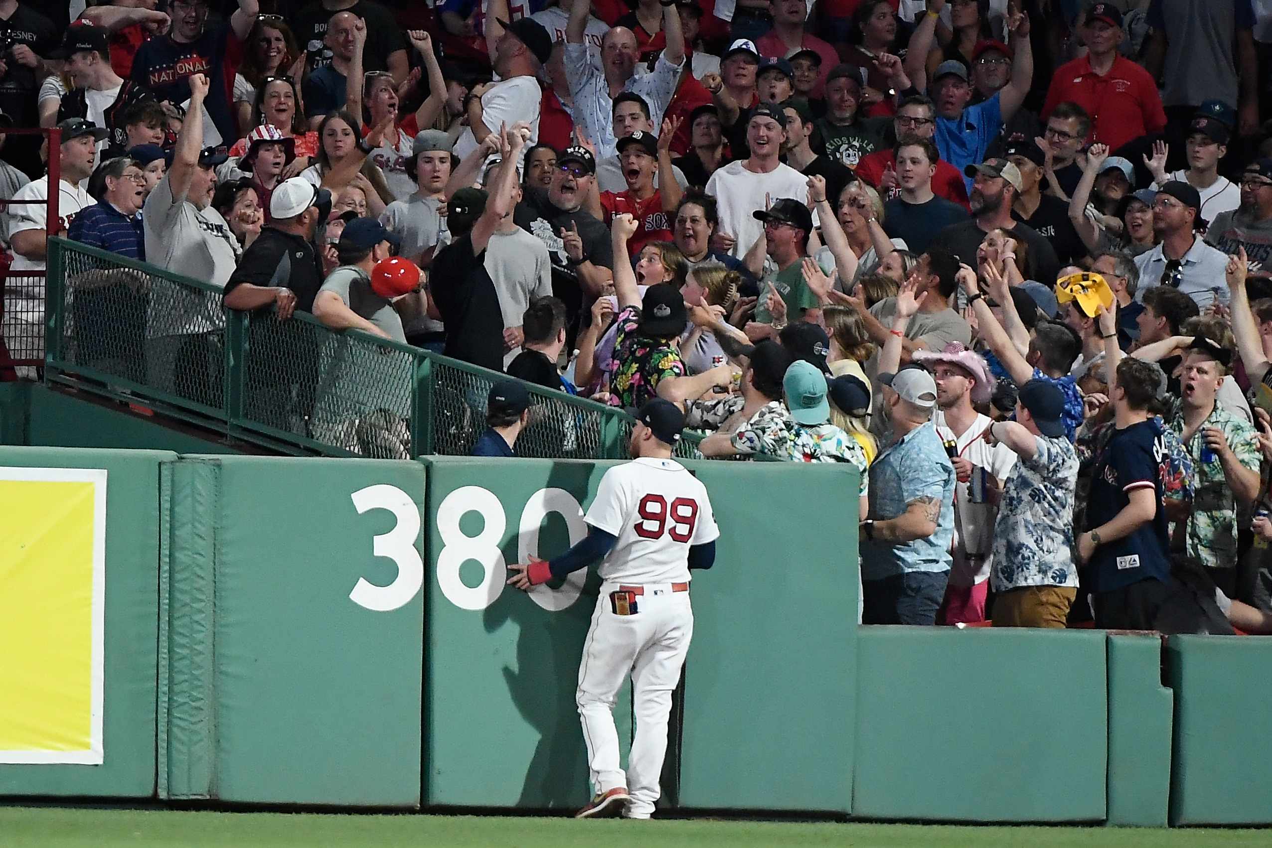 Pinch-hit homer helps Cardinals rally past Red Sox