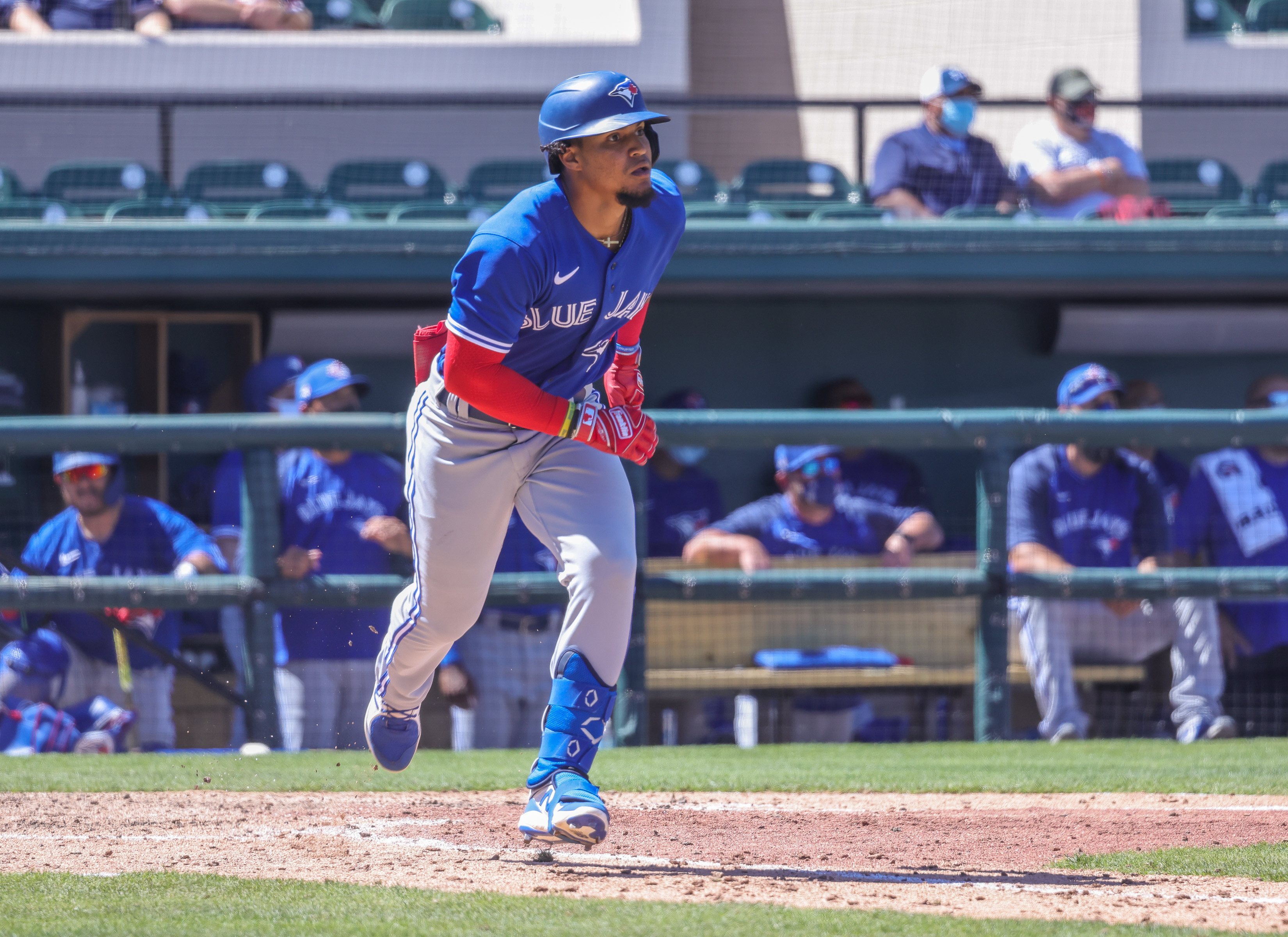 Spring training roundup: Santiago Espinal leads Blue Jays over