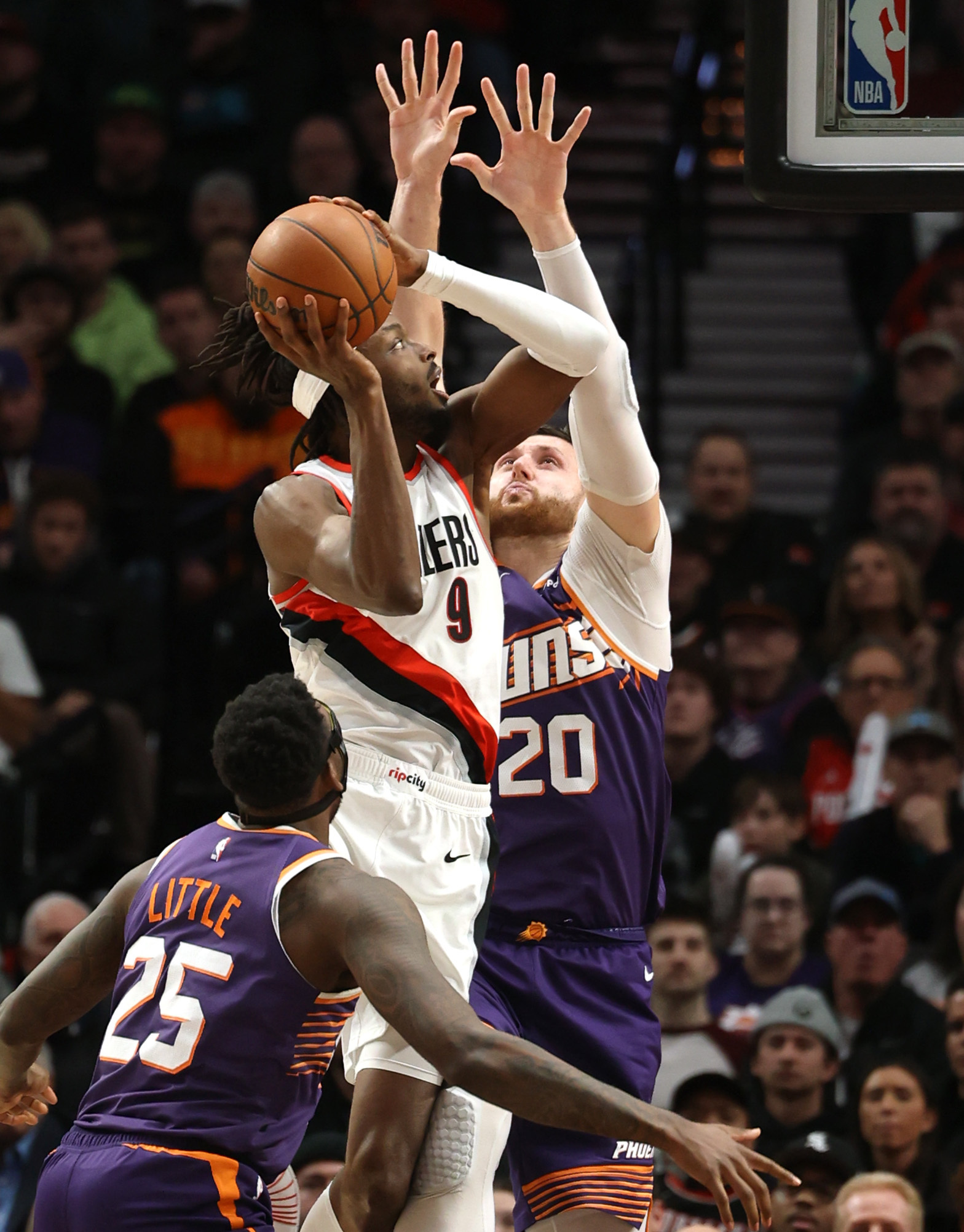 Anfernee Simons, Blazers overtake Suns, end skid | Reuters