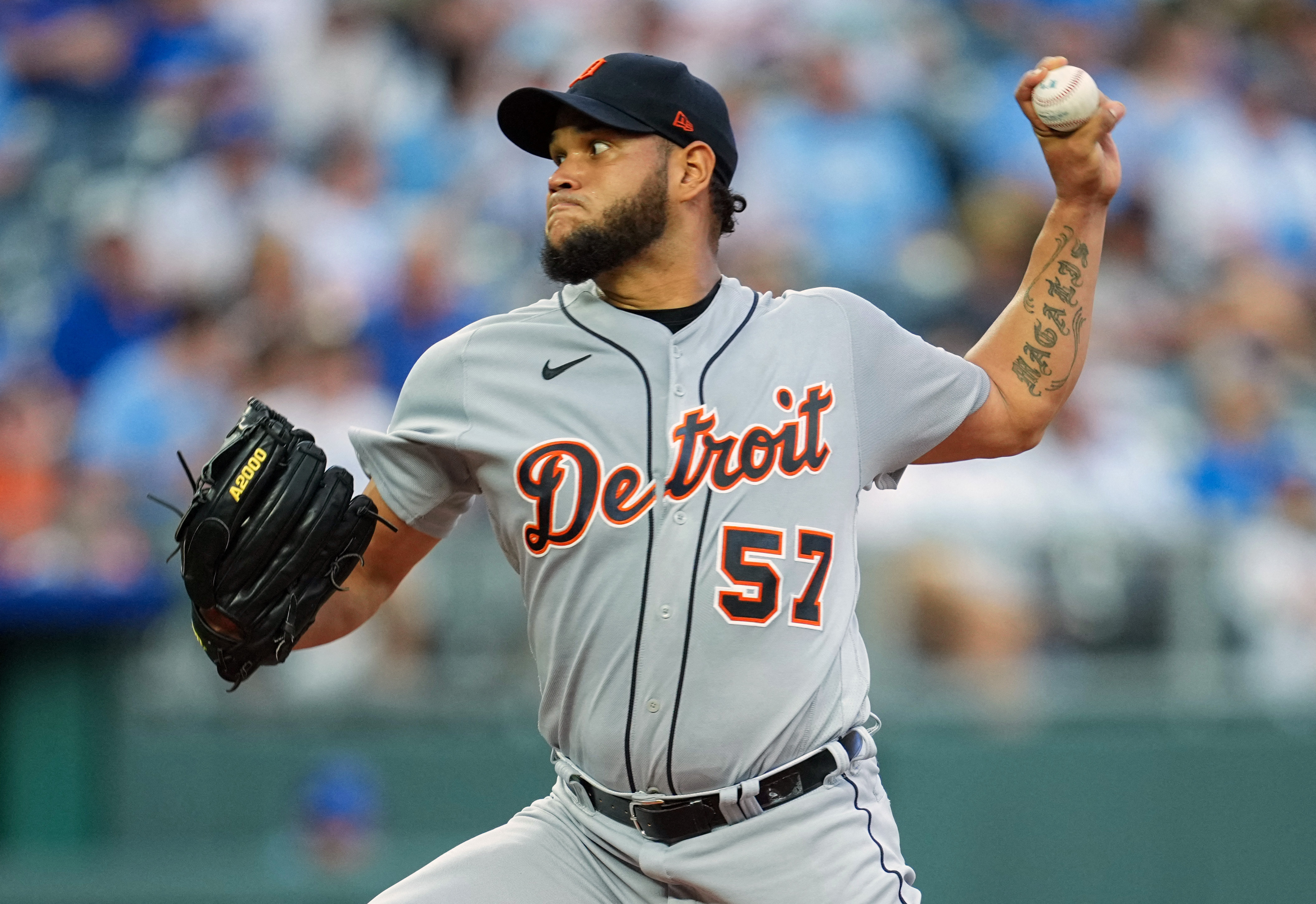 KANSAS CITY, MO - MAY 23: Detroit Tigers right fielder Matt