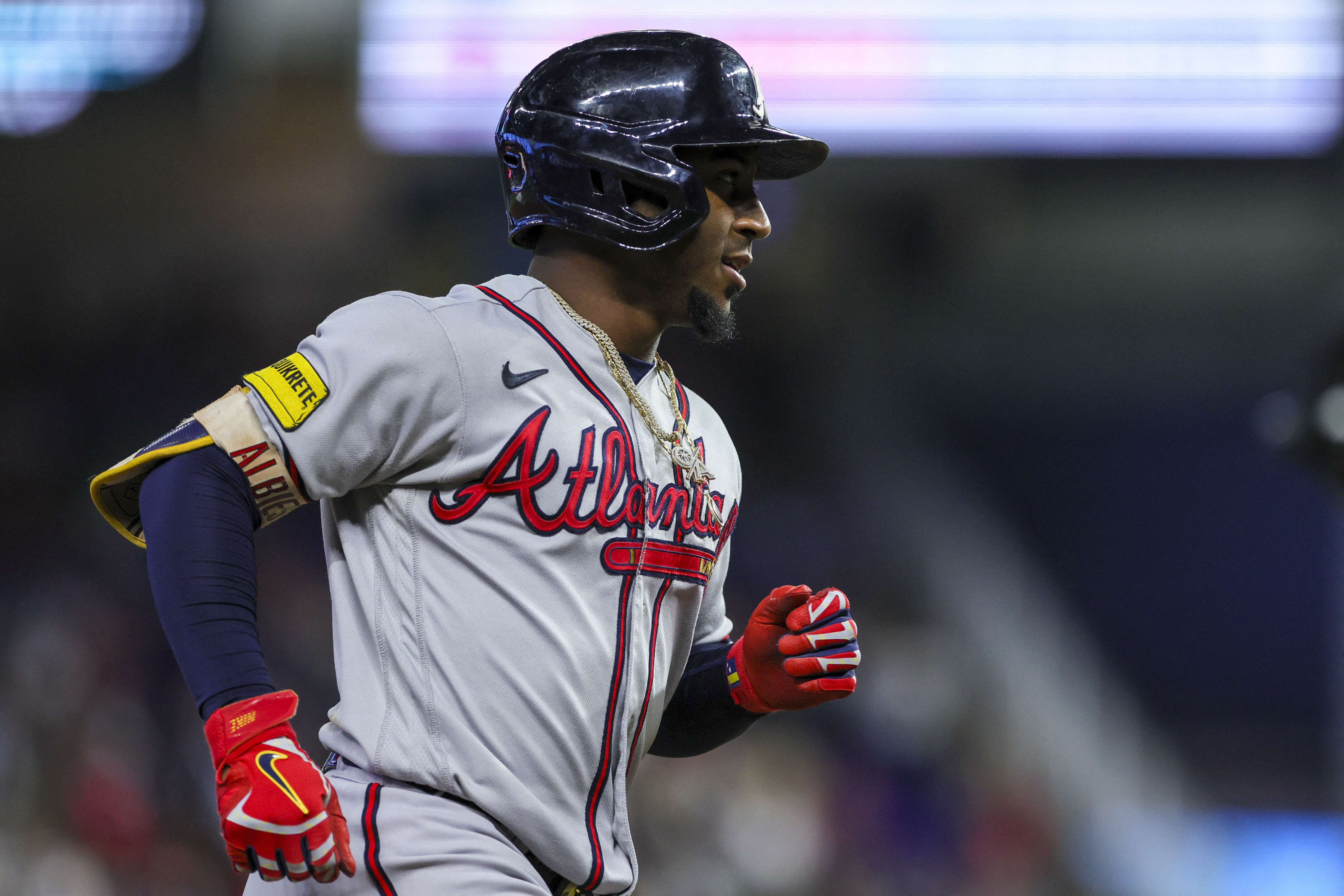 Eighth-inning home run deluge for Marlins against Braves as Burger